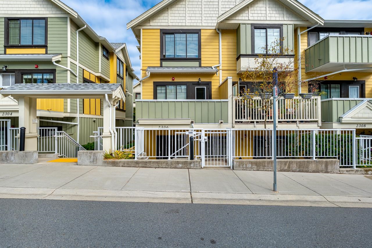 2306 SPRING STREET, Port Moody BC V3H 0M6, R3045537, BC,