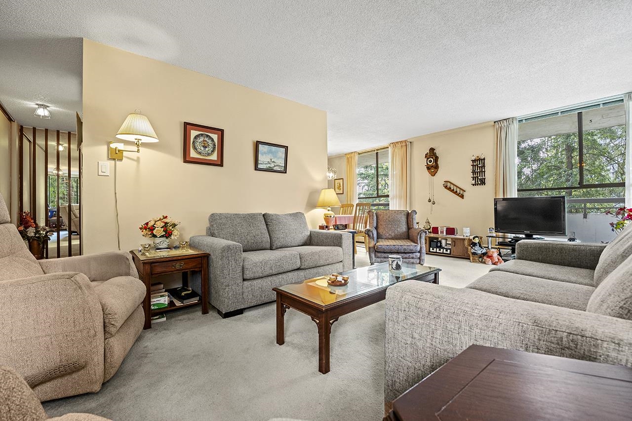404 3737 BARTLETT COURT, R3045595, BC,