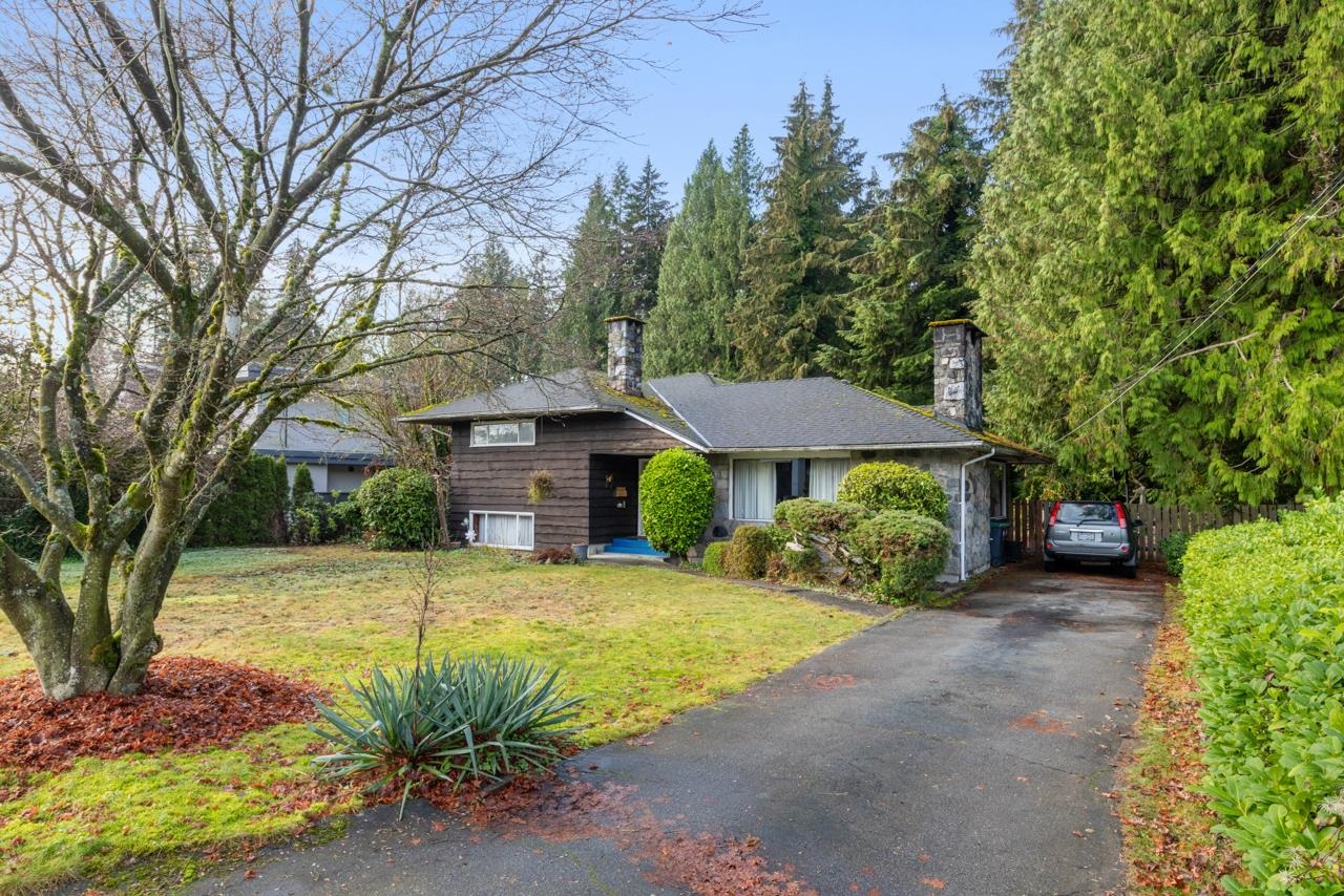 4275 LIONS AVENUE, North Vancouver BC V7R 3S2, R3045689, BC,