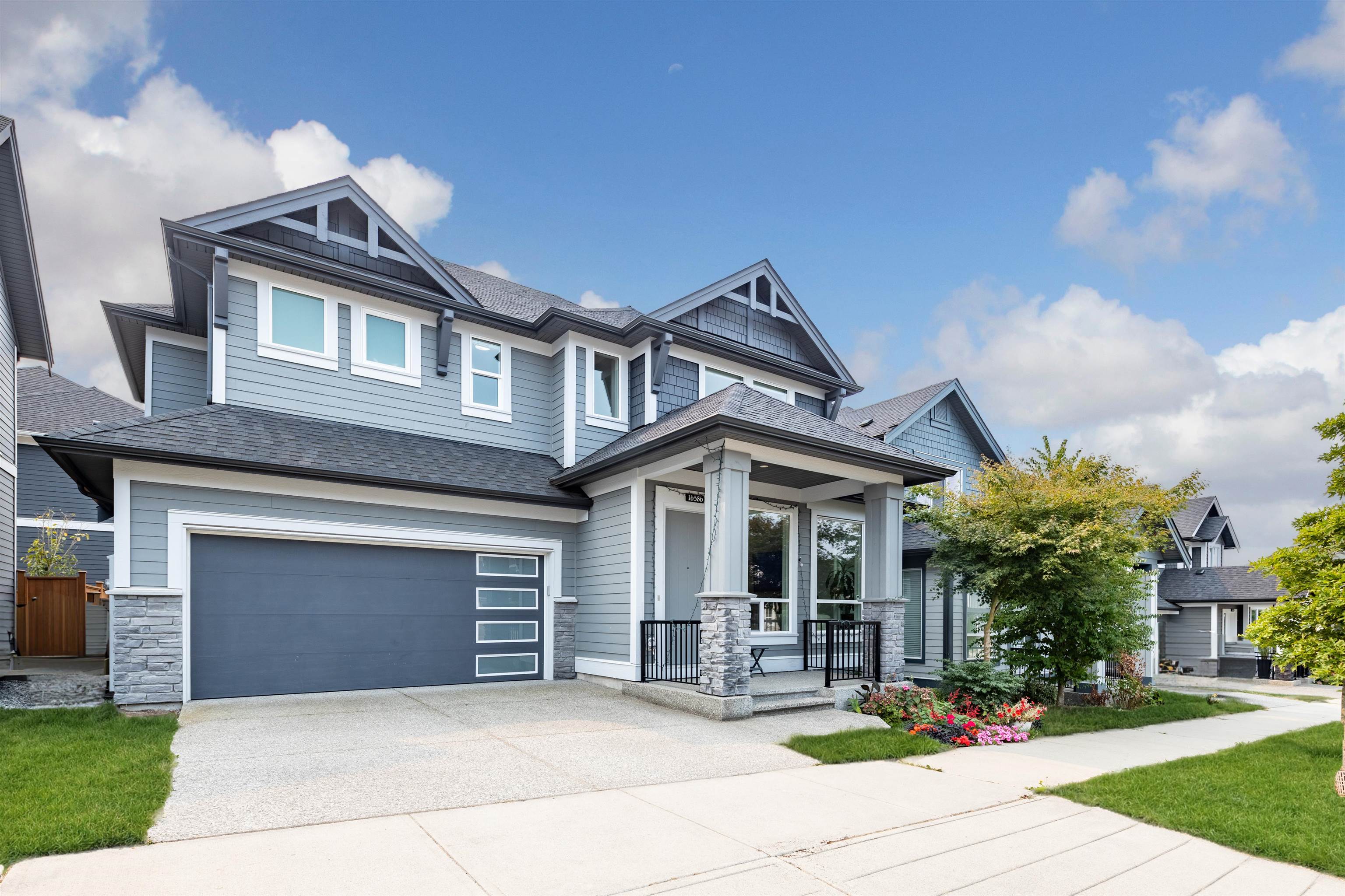 16586 21 AVENUE, Surrey BC V3Z 1B9, R3045747, BC,