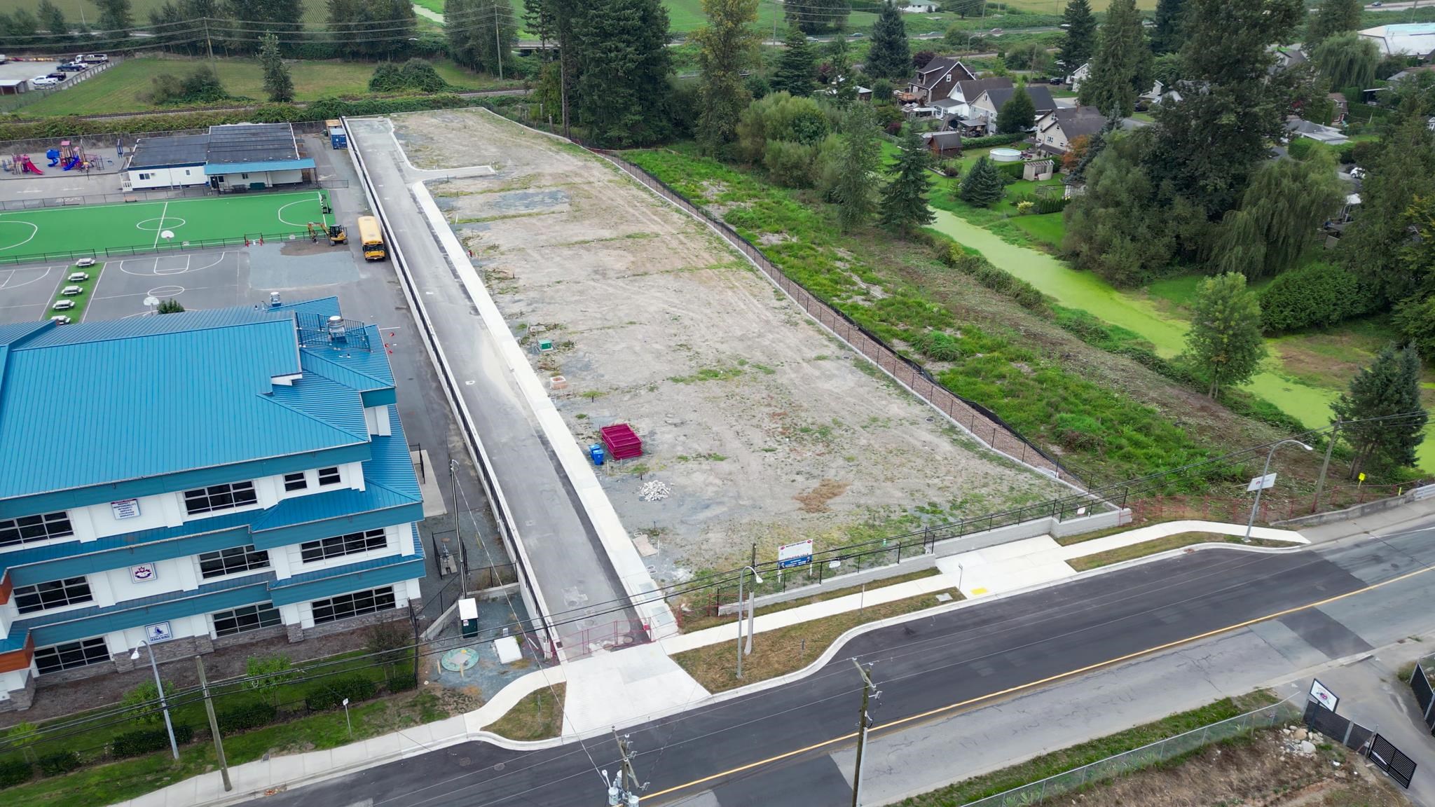 2 5924 RIVERSIDE STREET, R3046100, BC,