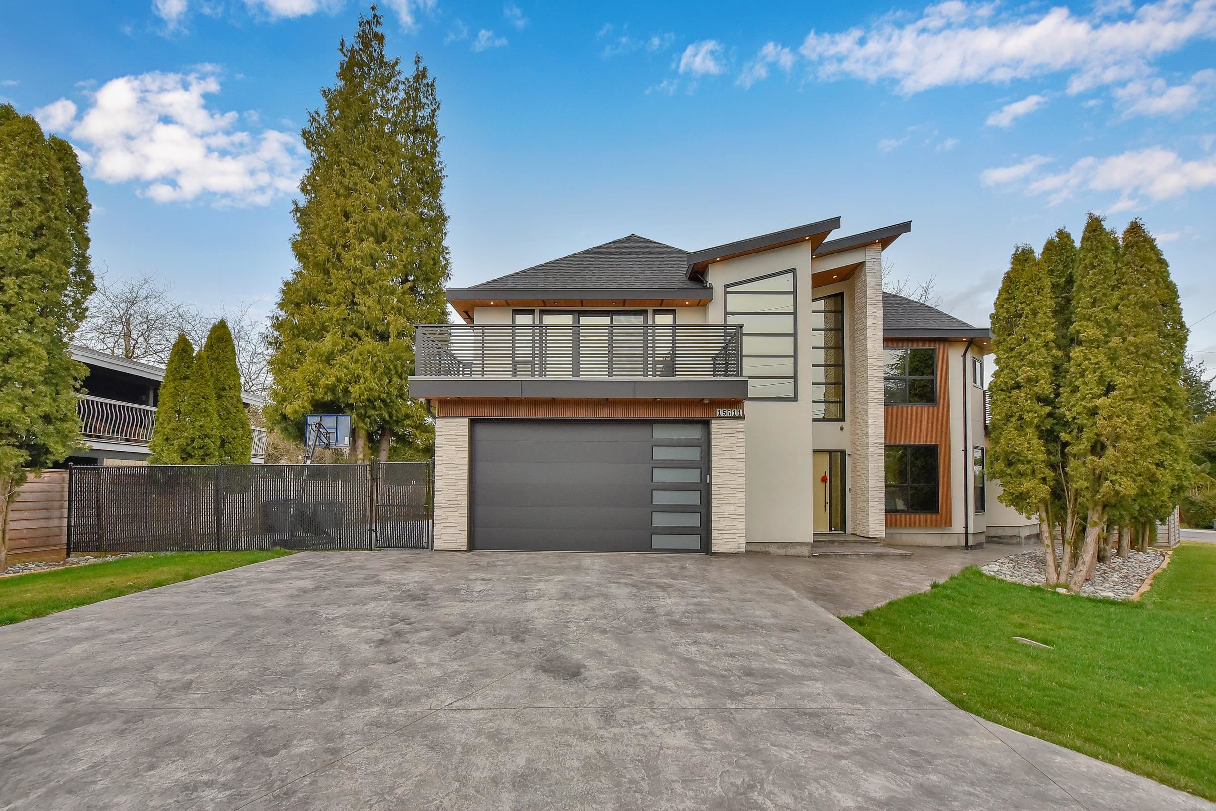 15711 ASTER ROAD, Surrey BC V4A 1Y5, R3046187, BC,