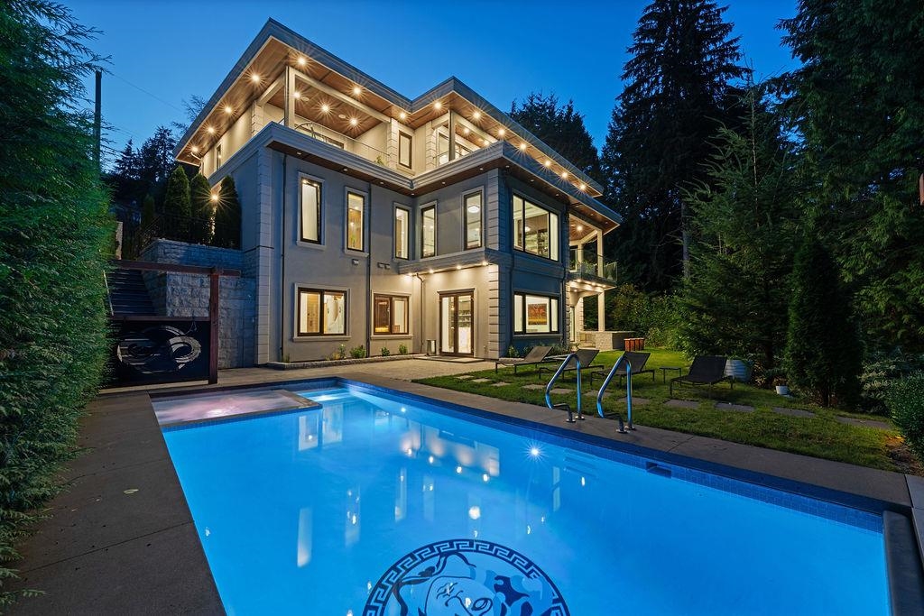 558 GLENROSS ROAD, West Vancouver BC V7S 1L5, R3046347, BC,