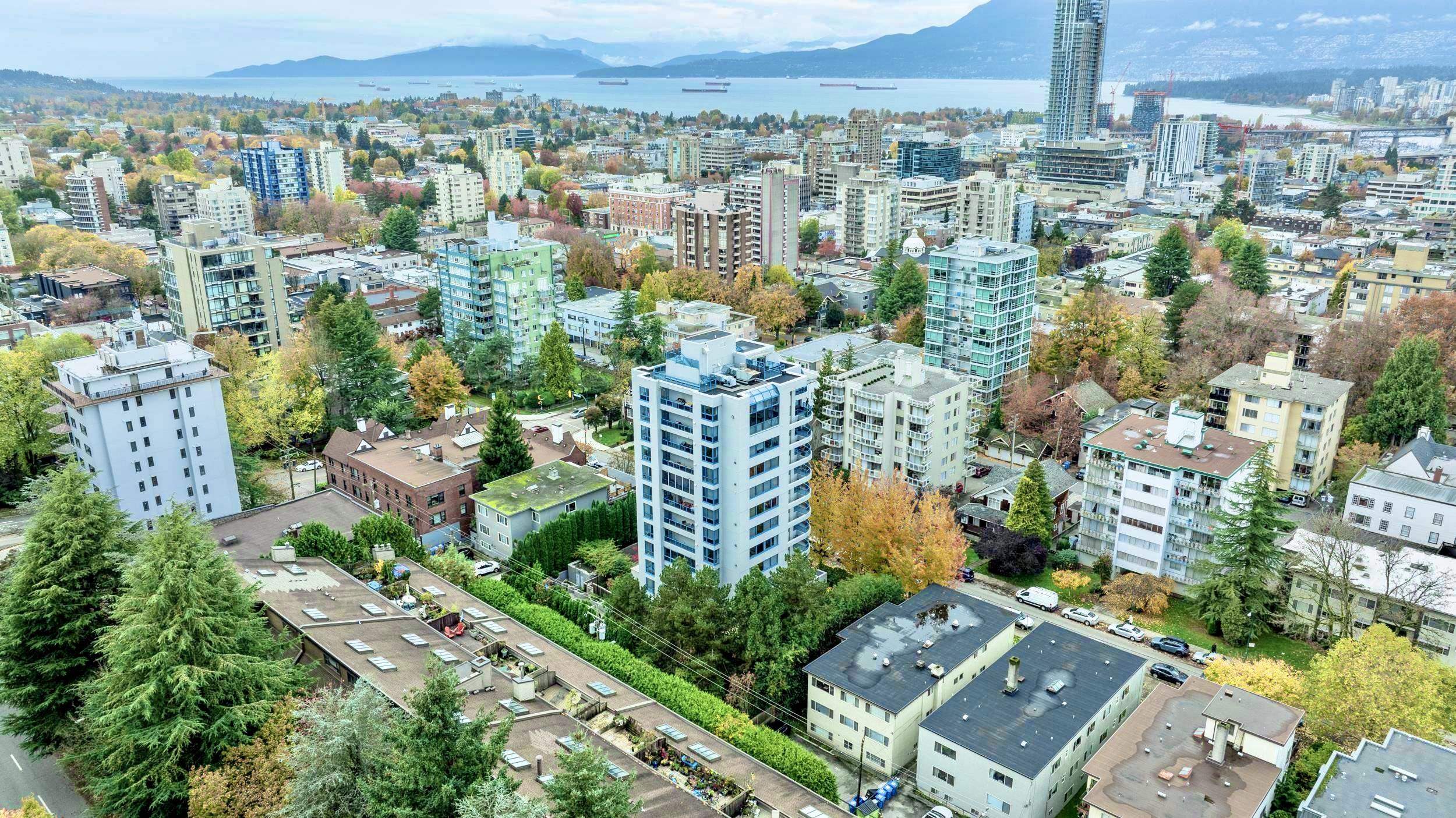 6 1350 14TH AVENUE, R3046586, BC,