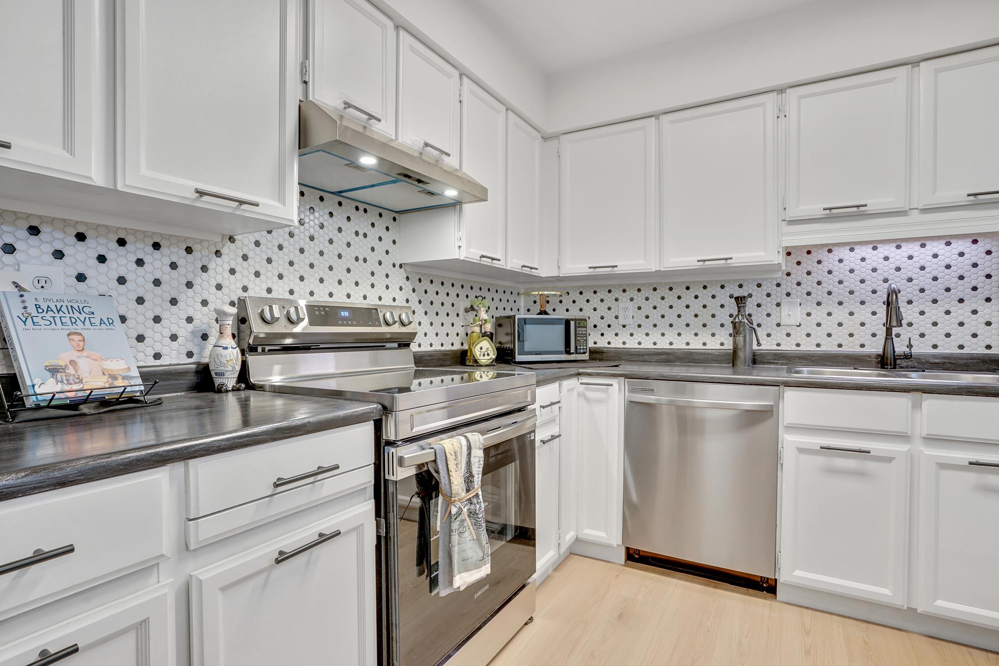 310 33490 COTTAGE LANE, R3046812, BC,