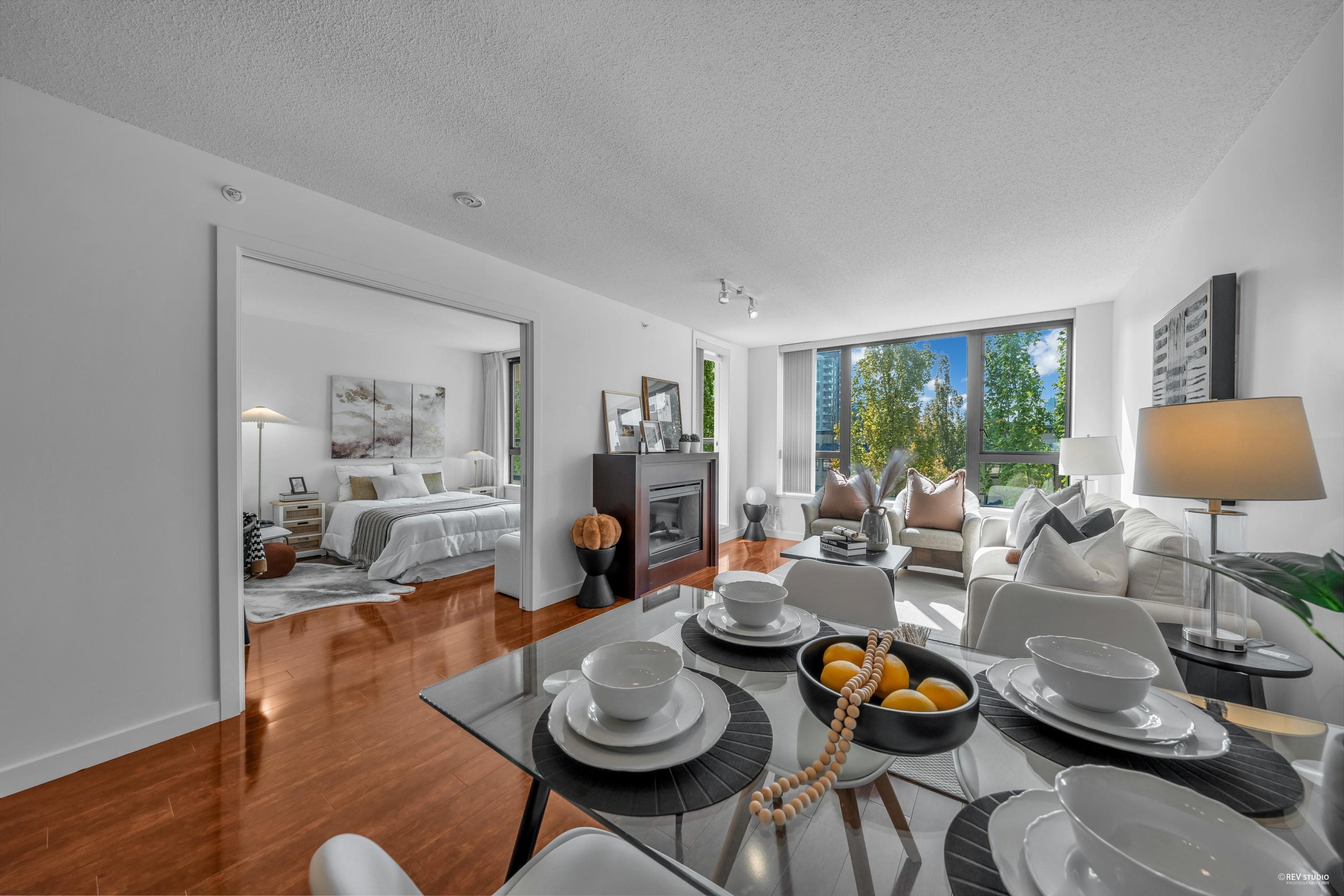 210 7088 SALISBURY AVENUE, R3046820, BC,