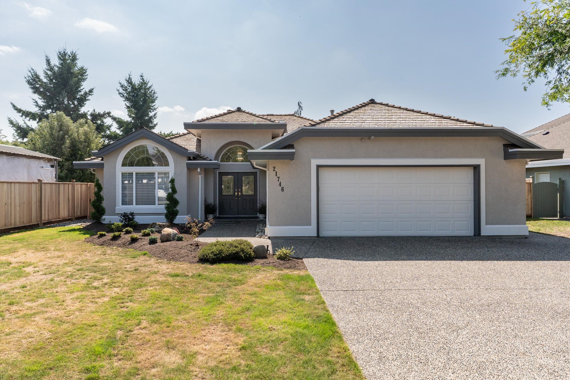 MLS® listing #R3047032 for sale located at 21746 44A AVENUE, Langley BC V3A 9C5