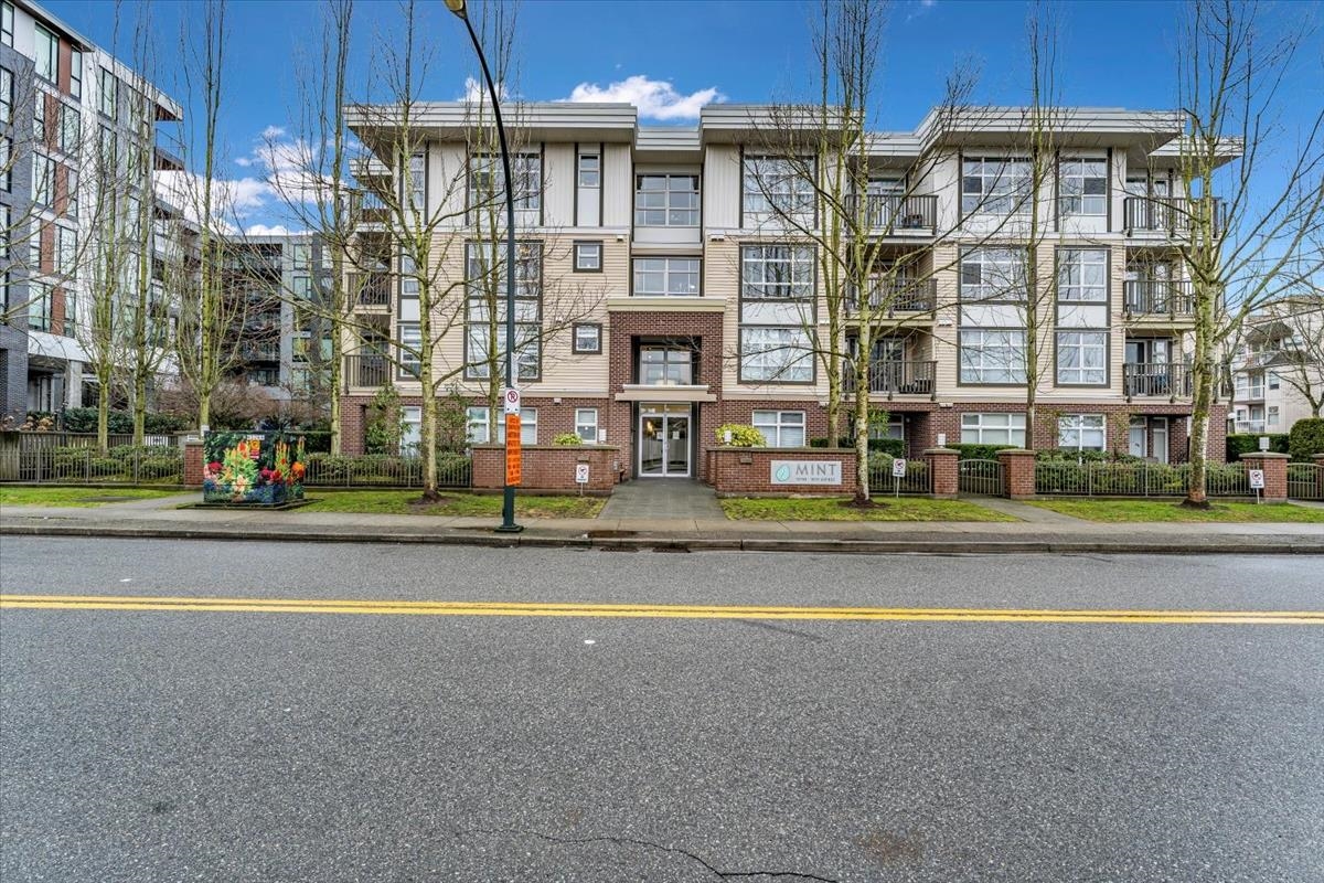 111 15168 19 AVENUE, R3047046, BC,