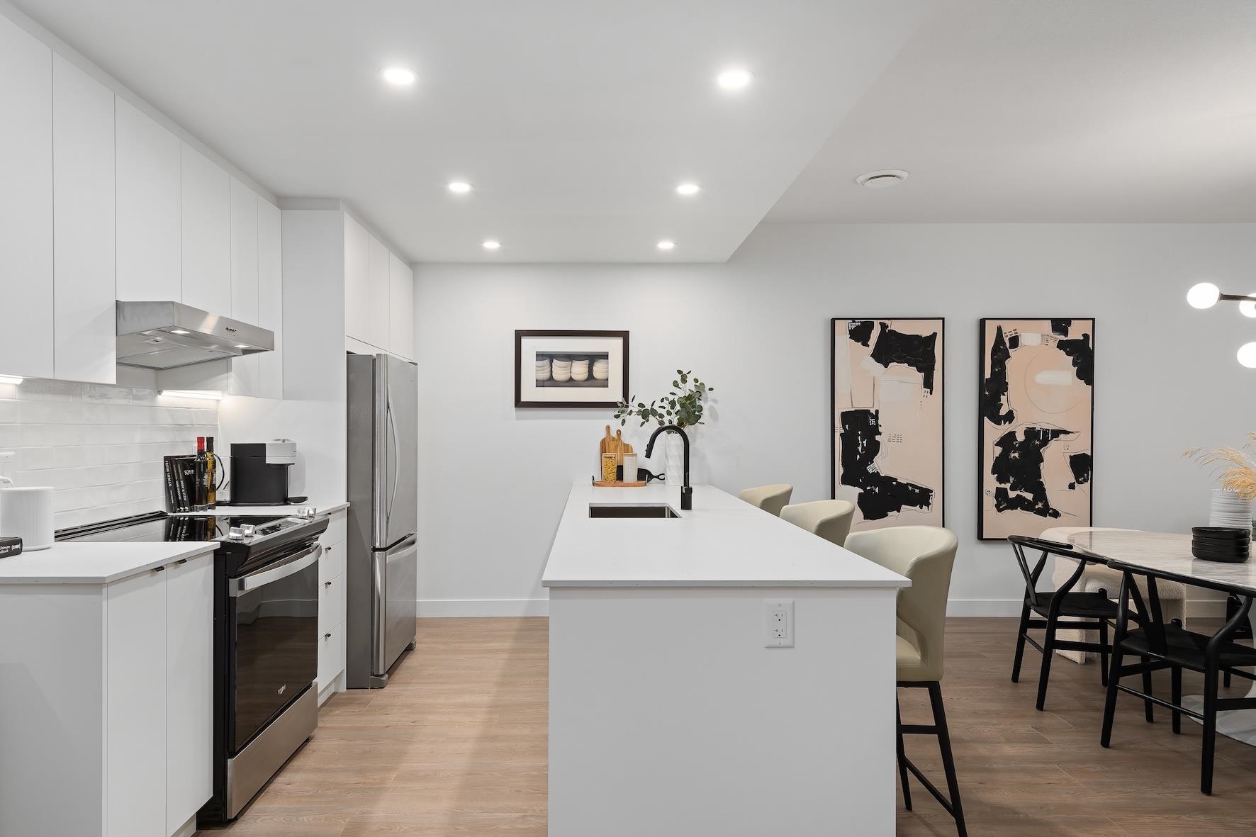 202 32831 VENTURA AVENUE, R3047135, BC,
