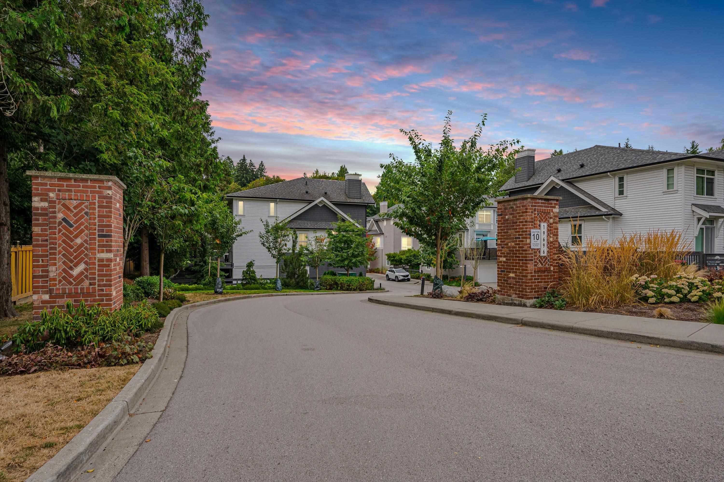 MLS® listing #R3047138 for sale located at 57 19696 HAMMOND ROAD