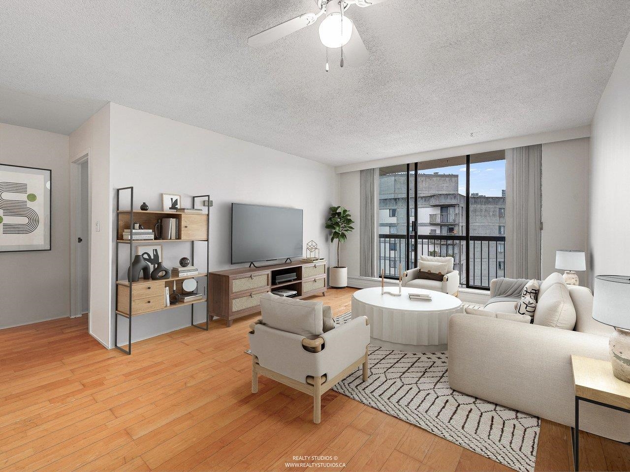 1605 145 ST. GEORGES AVENUE, R3047151, BC,