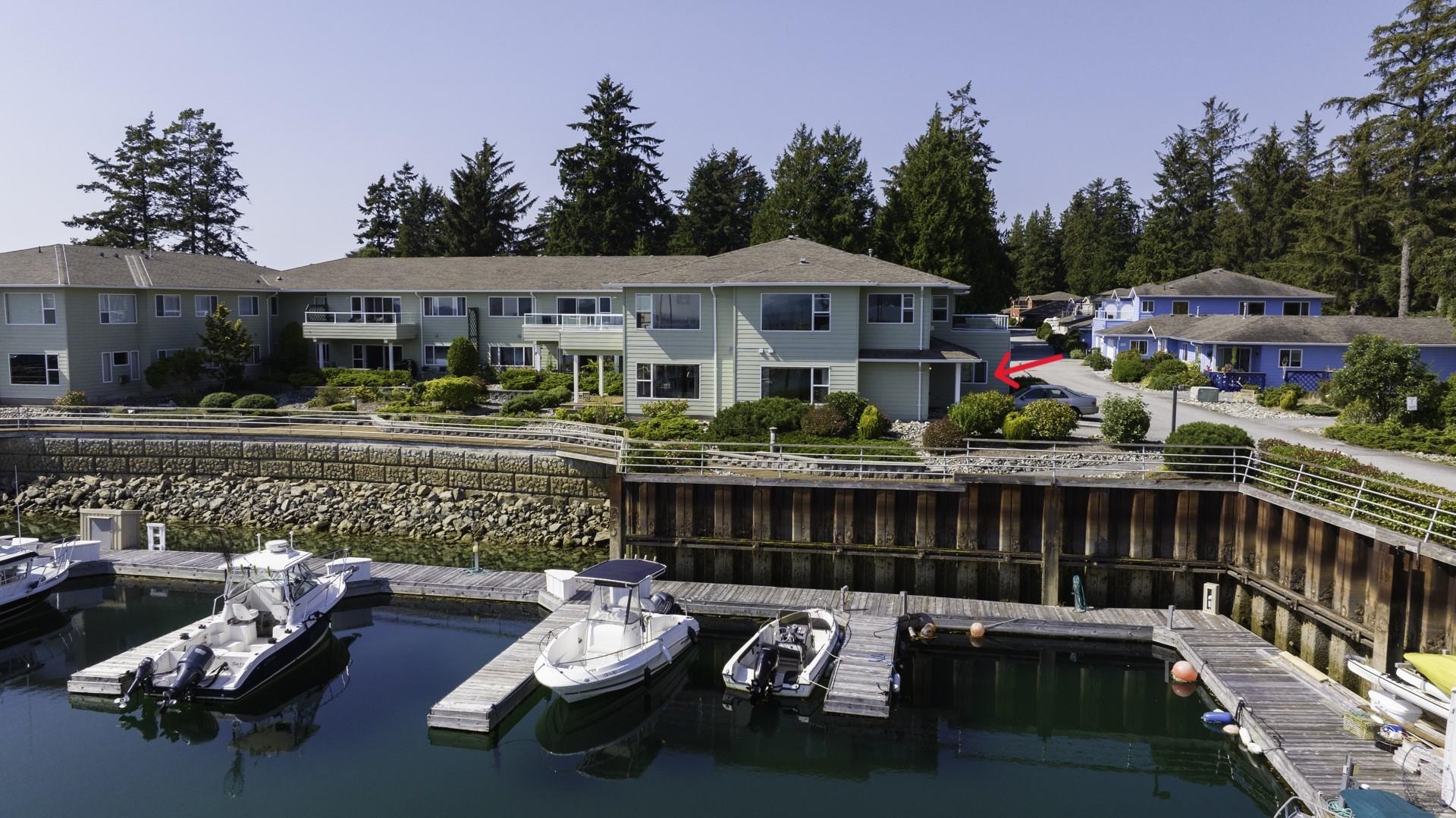 201 1585 FIELD ROAD, R3047431, BC,