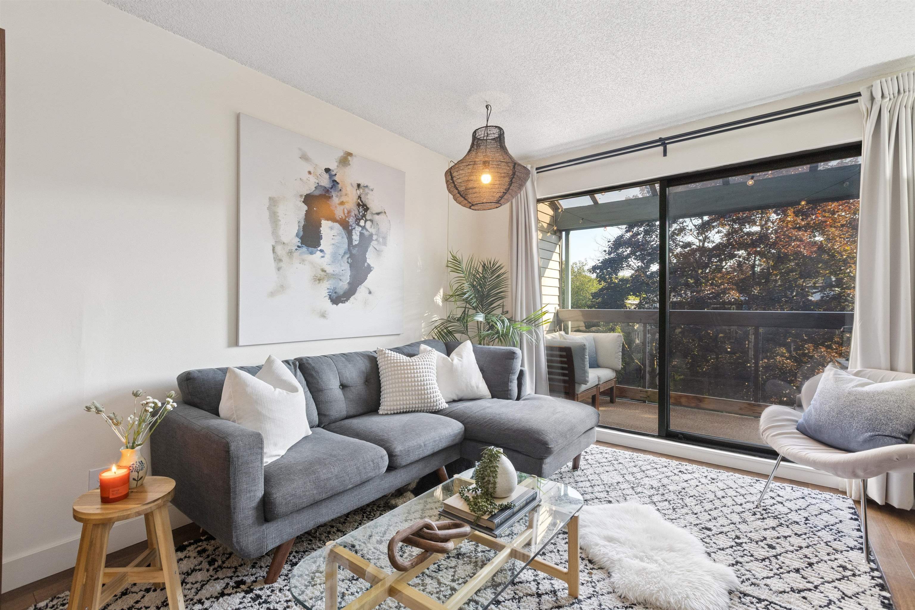 319 1422 3RD AVENUE, R3047744, BC,