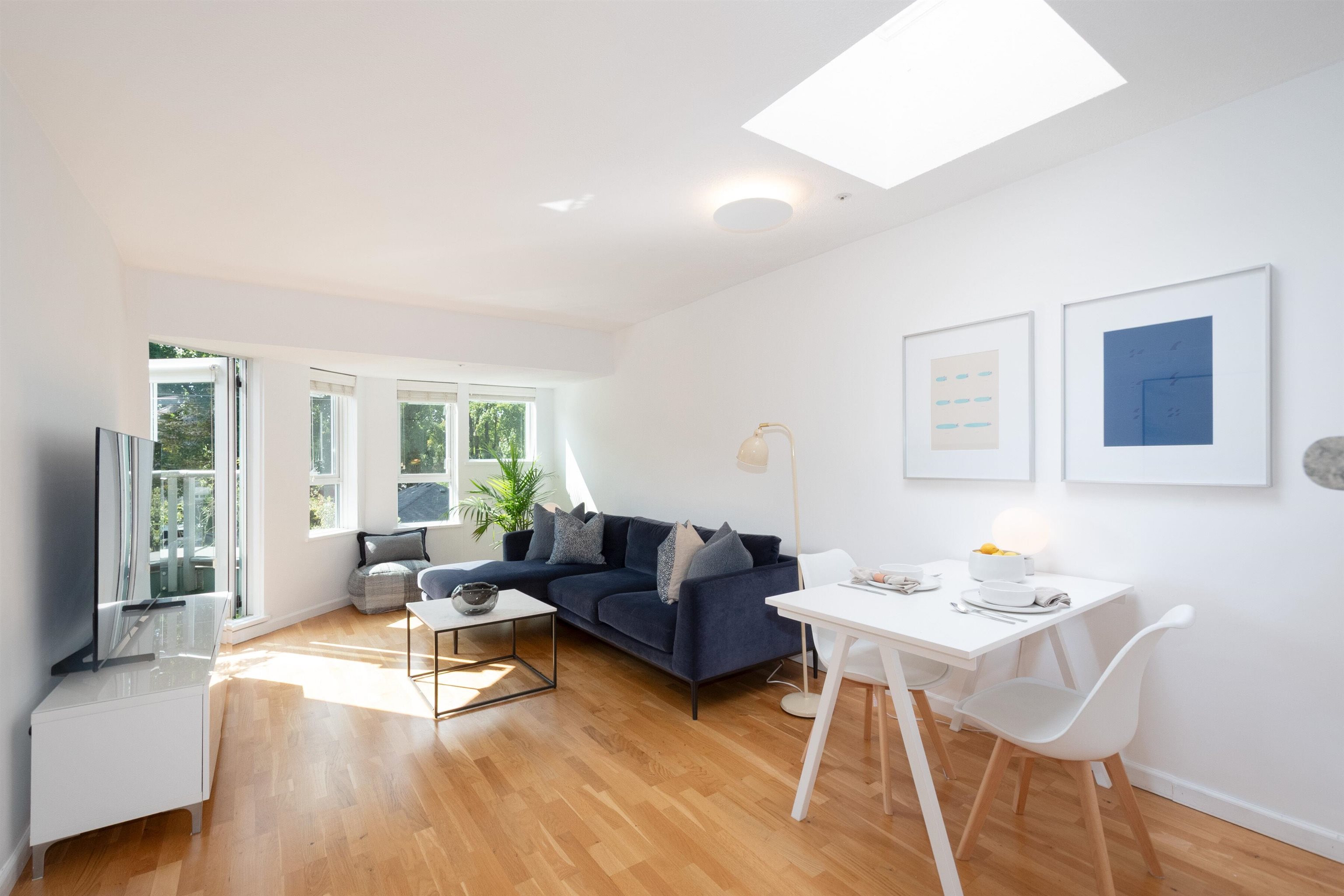 420 3440 BROADWAY, R3047773, BC,