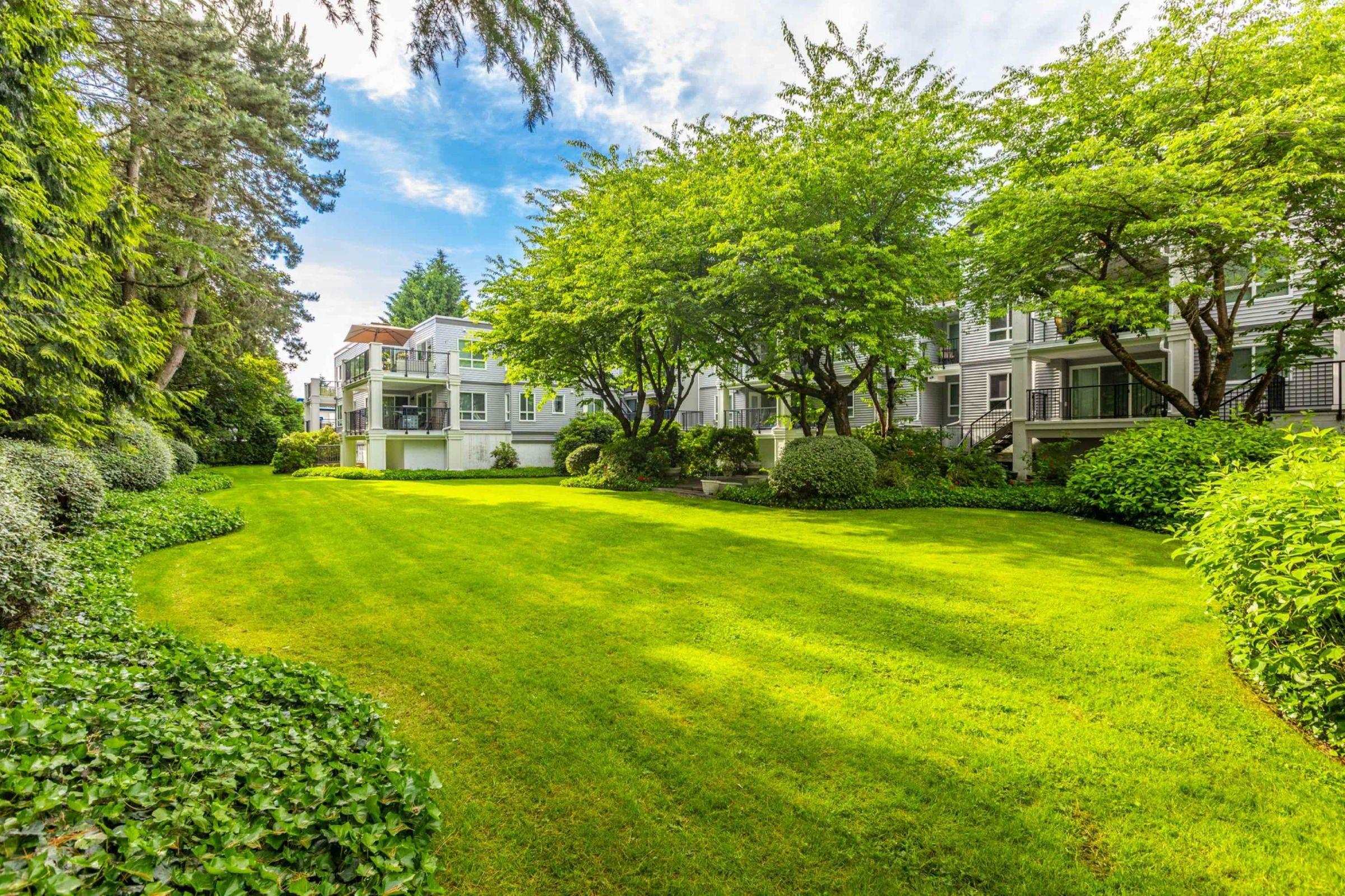 211 20976 56 AVENUE, R3047949, BC,