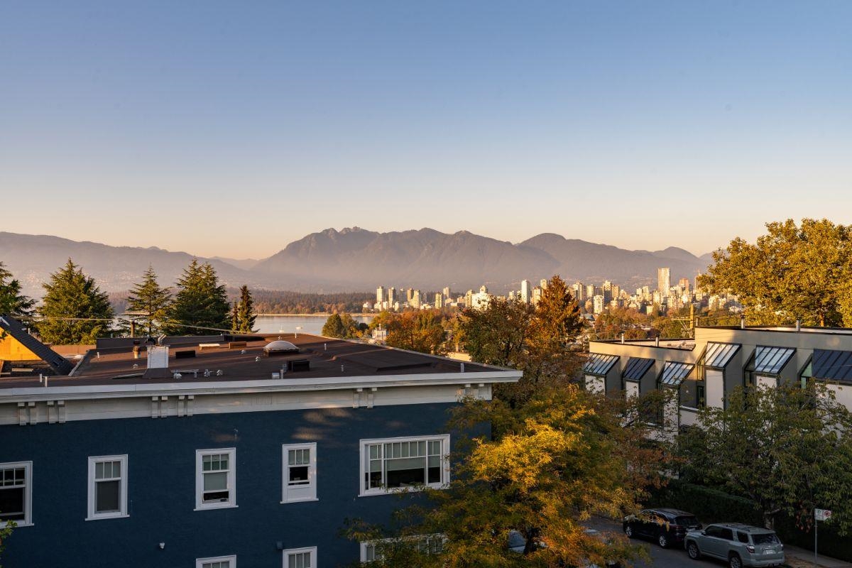 402 2216 3RD AVENUE, R3048222, BC,