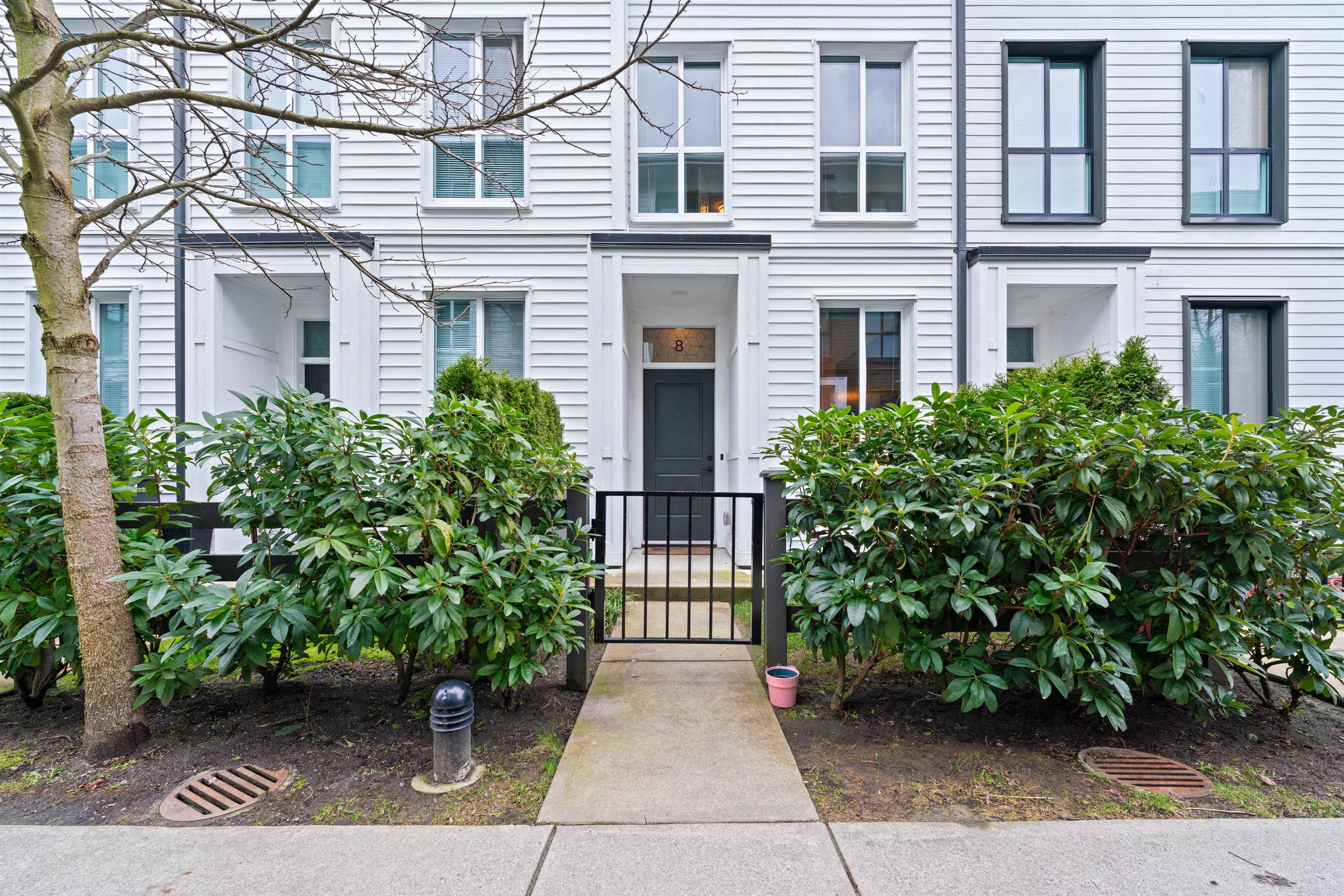 8 14955 101A STREET, R3048235, BC,