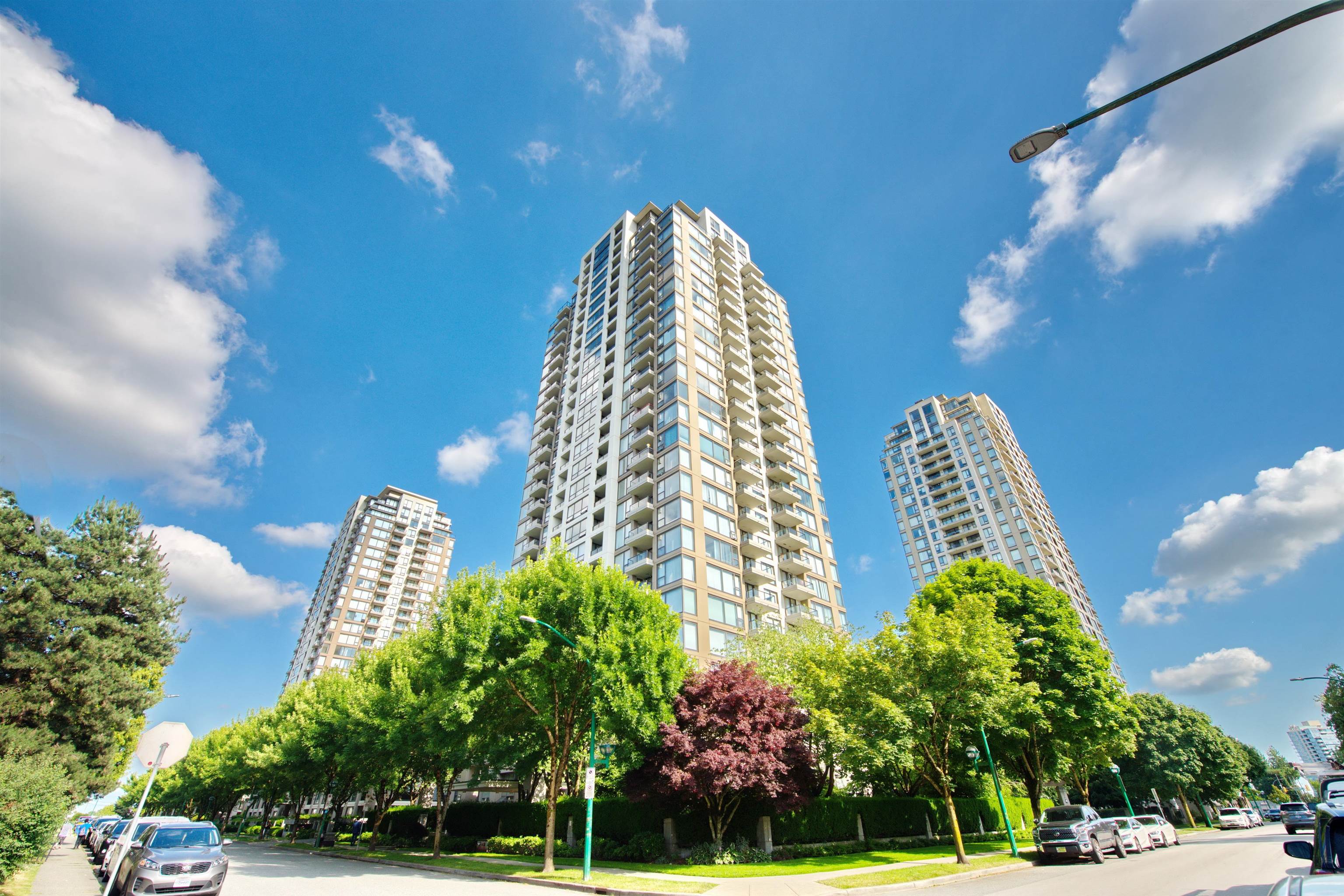 202 7108 COLLIER STREET, R3048453, BC,