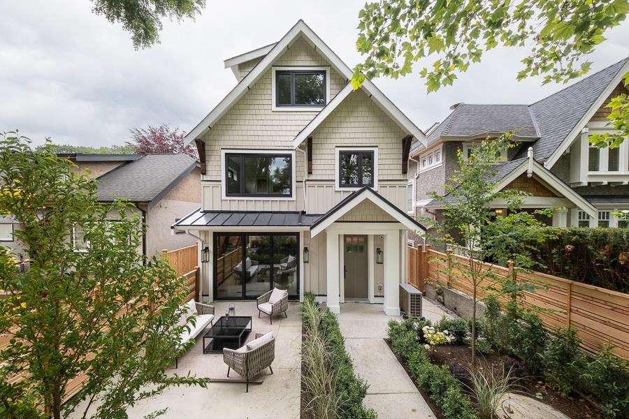 1 2154 E. 6 AVENUE, R3048788, BC,