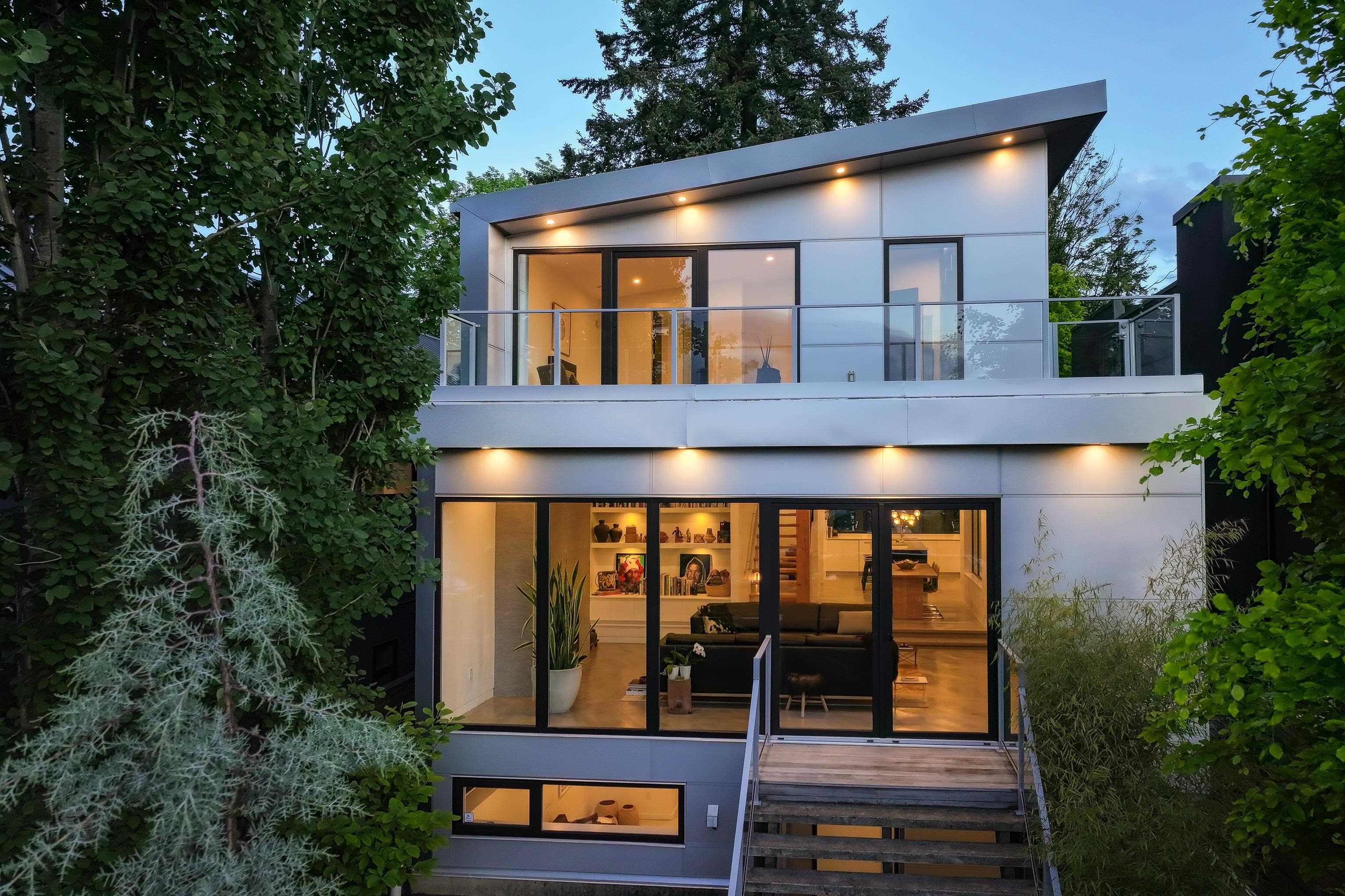 521 E 30TH AVENUE, Vancouver BC V5V 2V7, R3048817, BC,