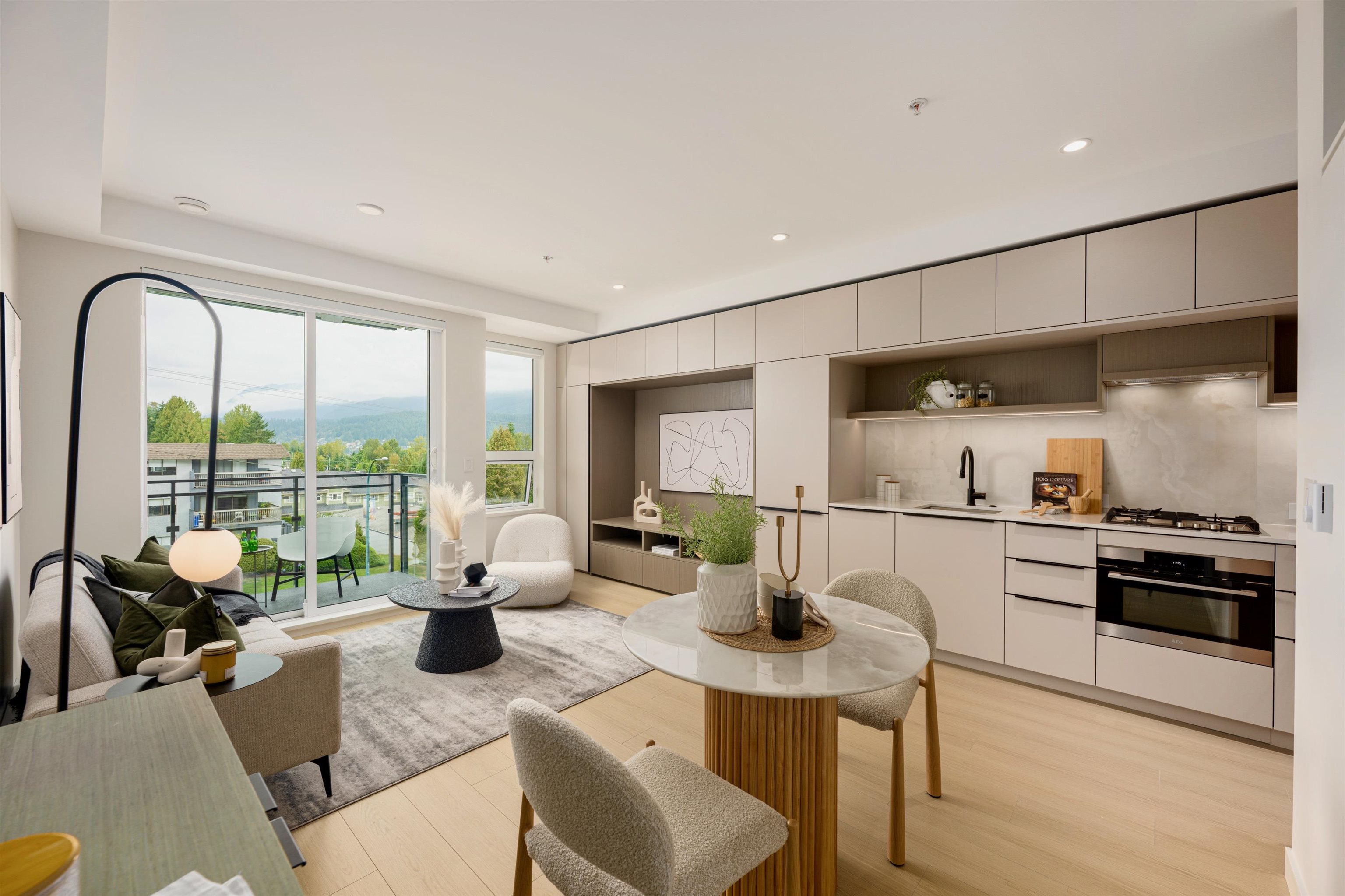 MLS® listing #R3048979 for sale located at 309 2015 ST. JOHNS STREET