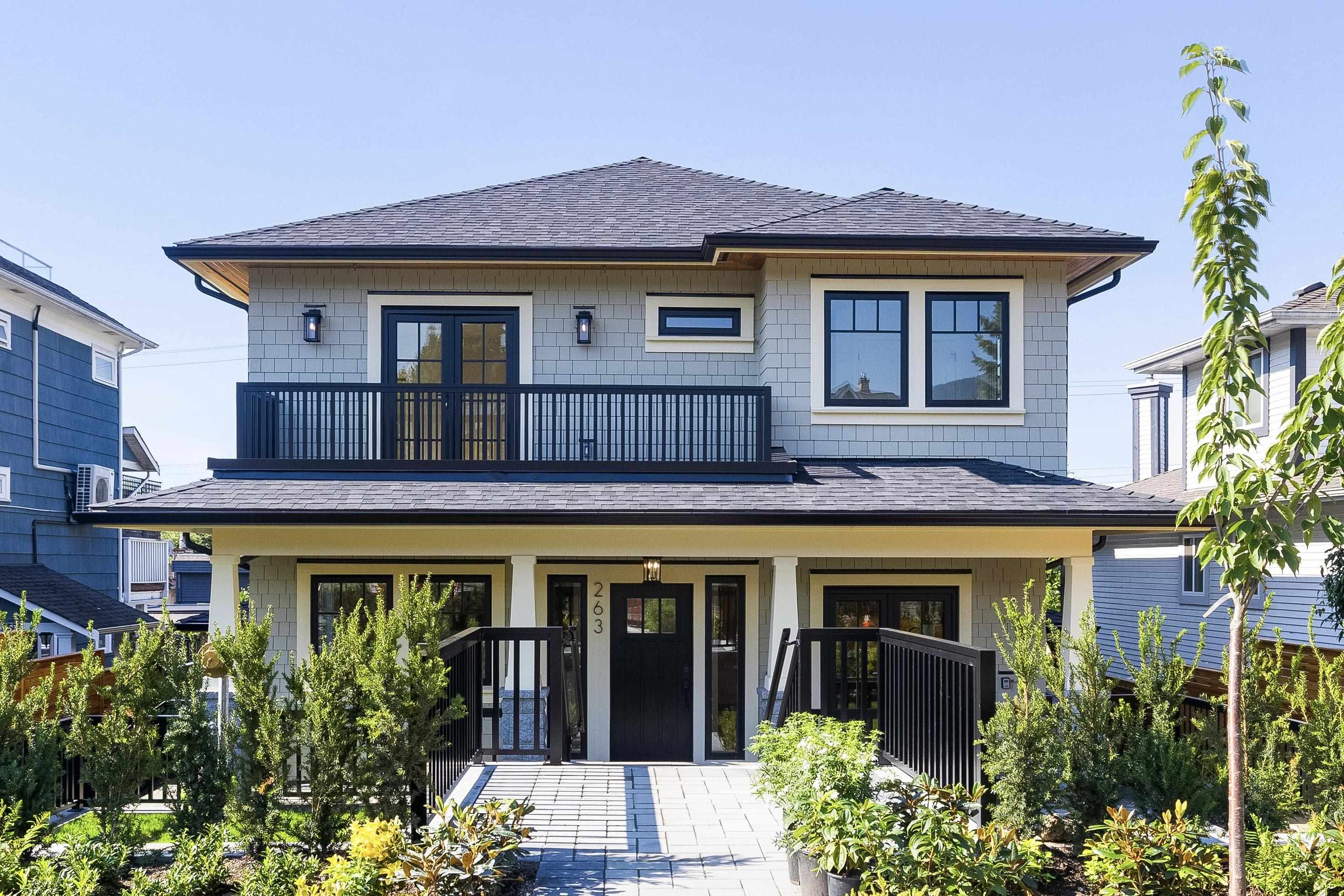 263 W 6TH STREET, North Vancouver BC V7M 1K7, R3049049, BC,