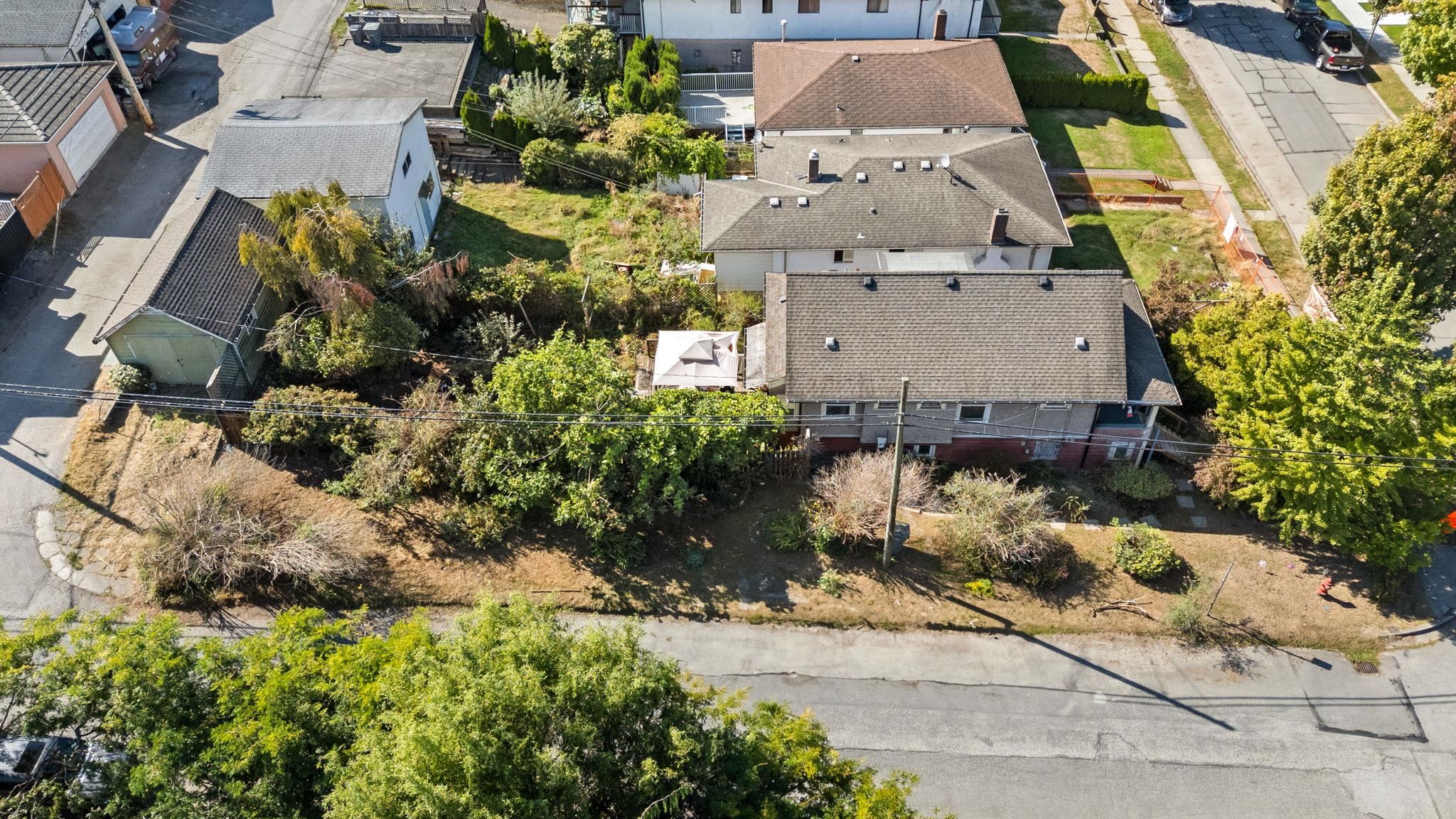 2996 VENABLES STREET, Vancouver BC V5K 2R9, R3049149, BC,