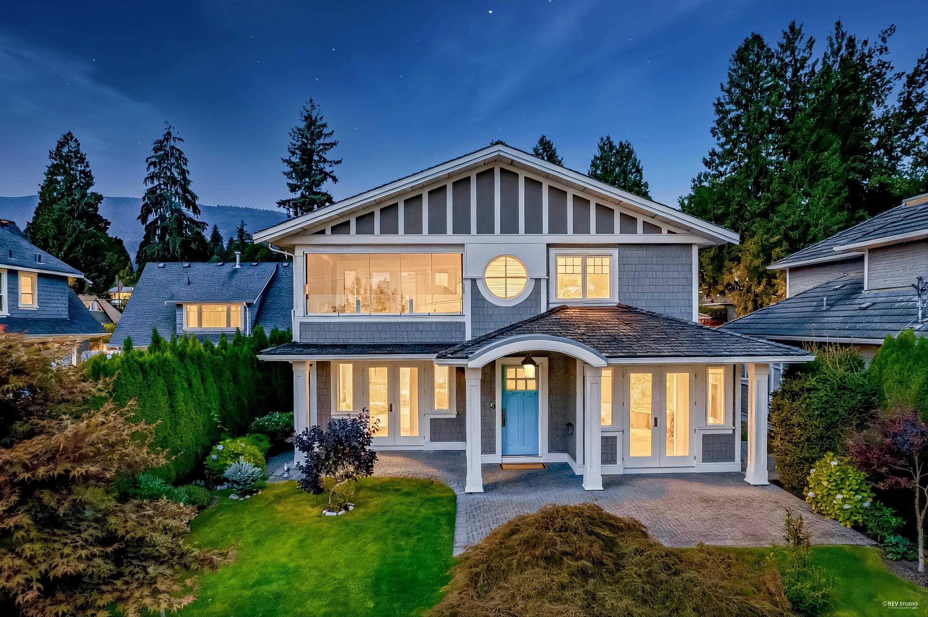 1287 GORDON AVENUE, West Vancouver BC V7T 1R1, R3049272, BC,