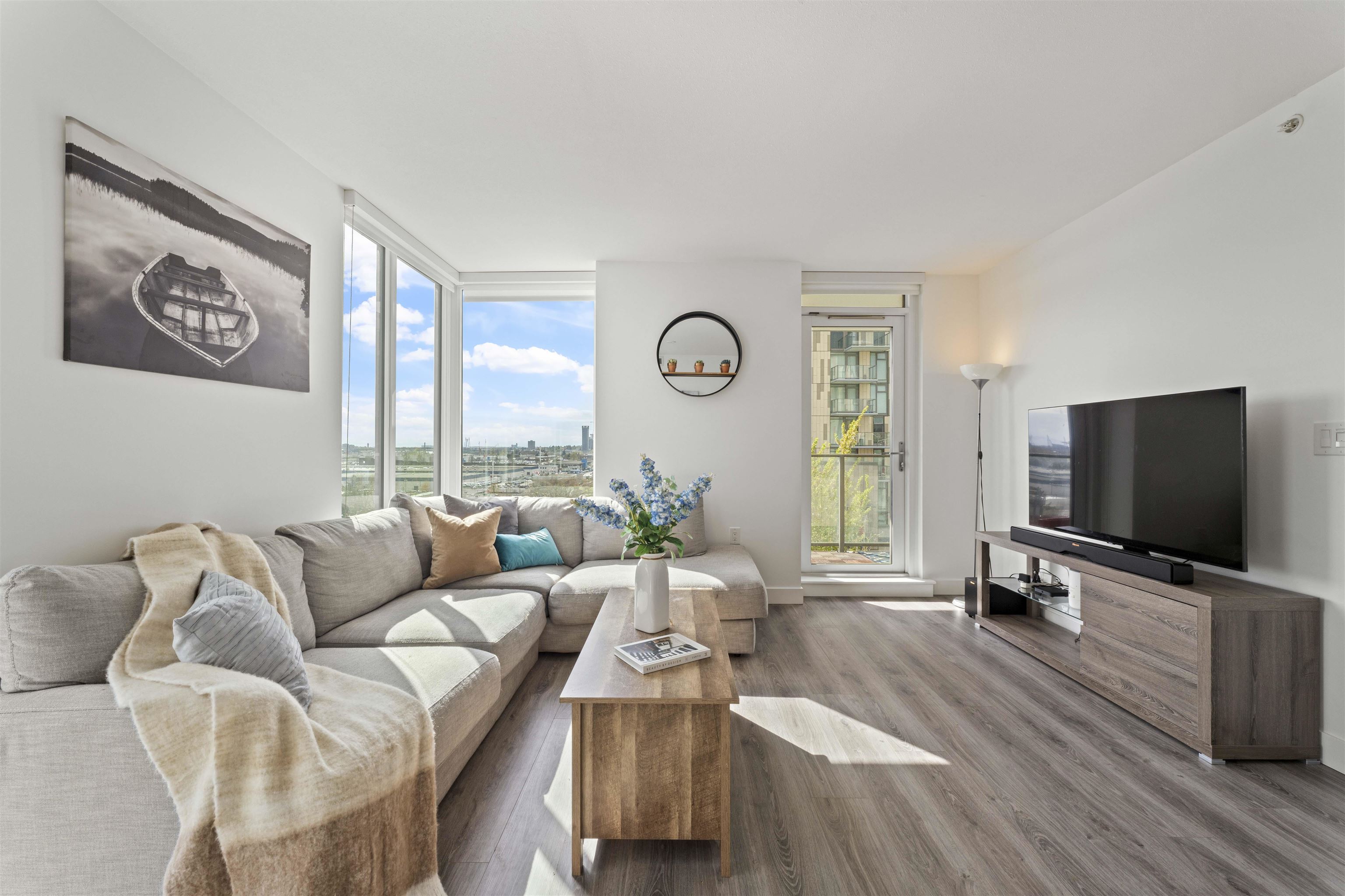807 8181 CHESTER STREET, R3049357, BC,