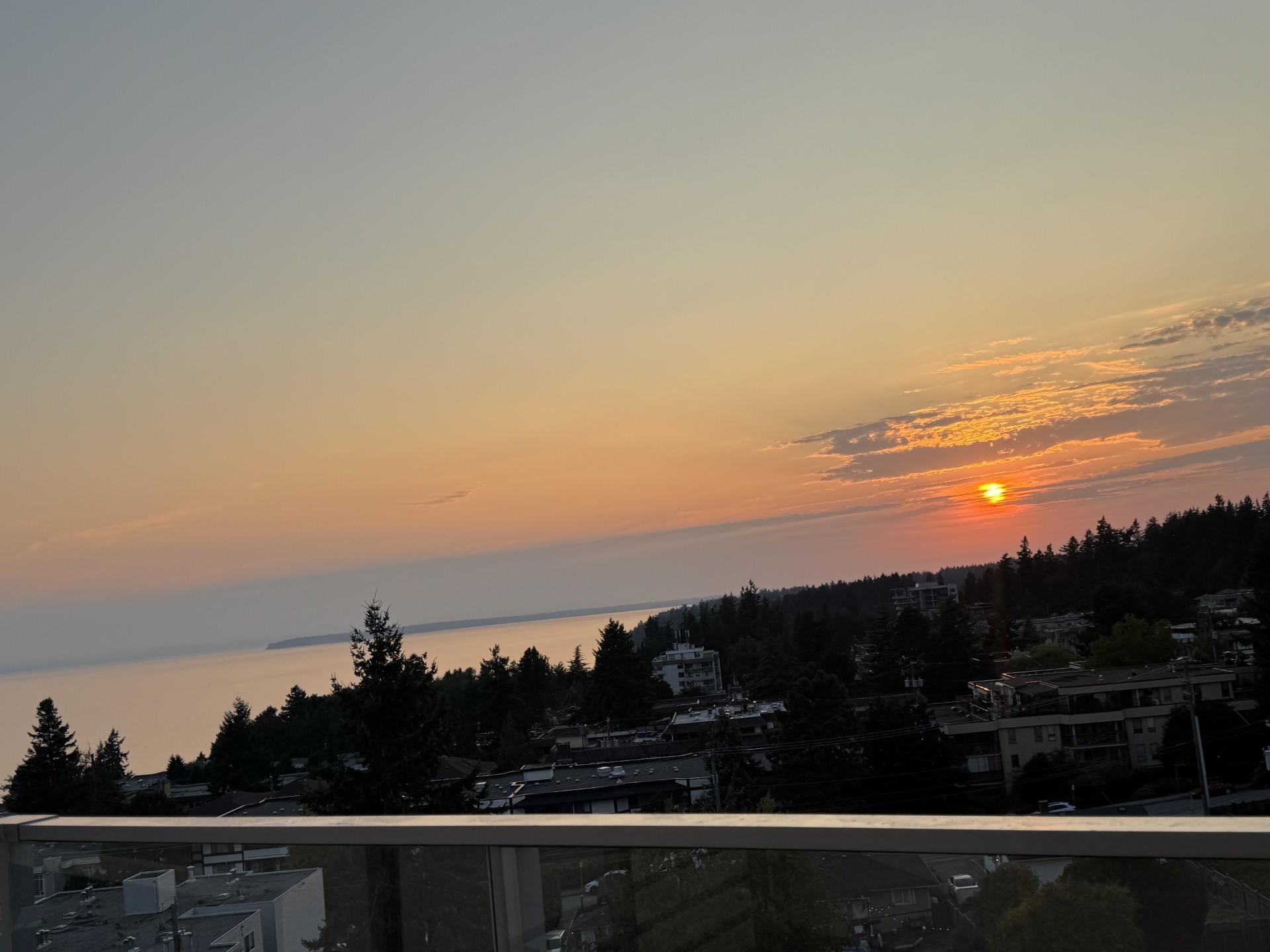 807 1342 JOHNSTON ROAD, R3049388, BC,