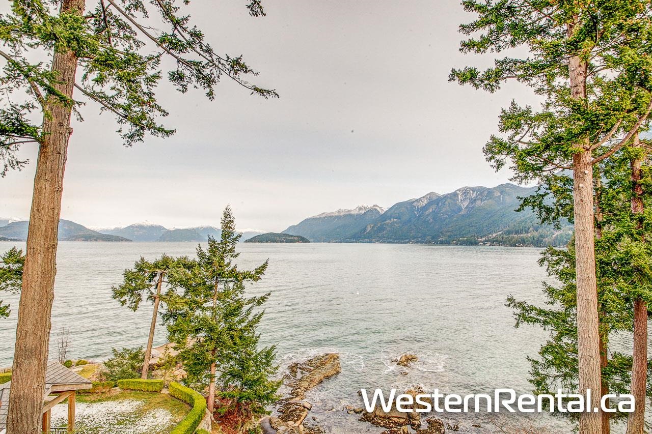 69** ISLEVIEW ROAD, West Vancouver BC V7W 2L1, R3049500, BC,