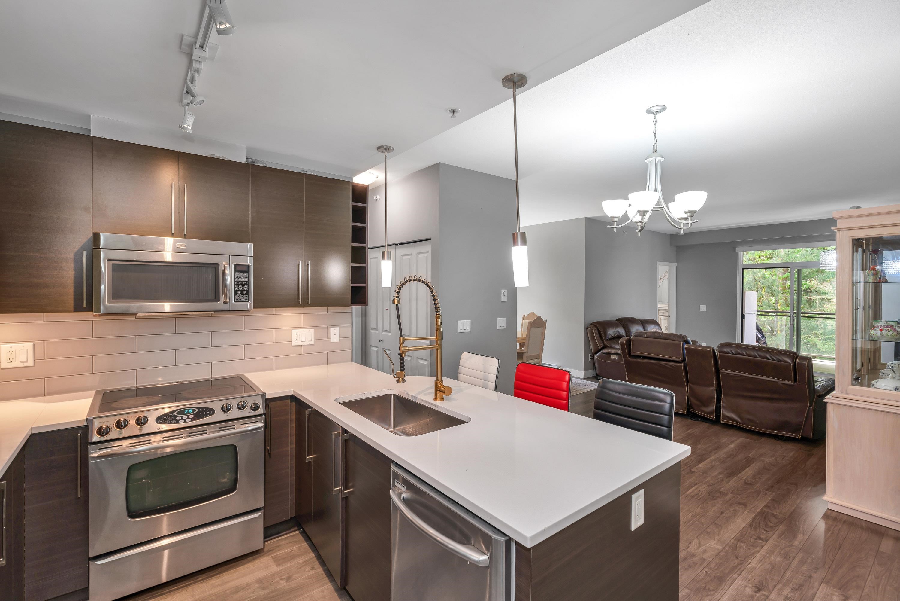 411 14358 60 AVENUE, R3049553, BC,