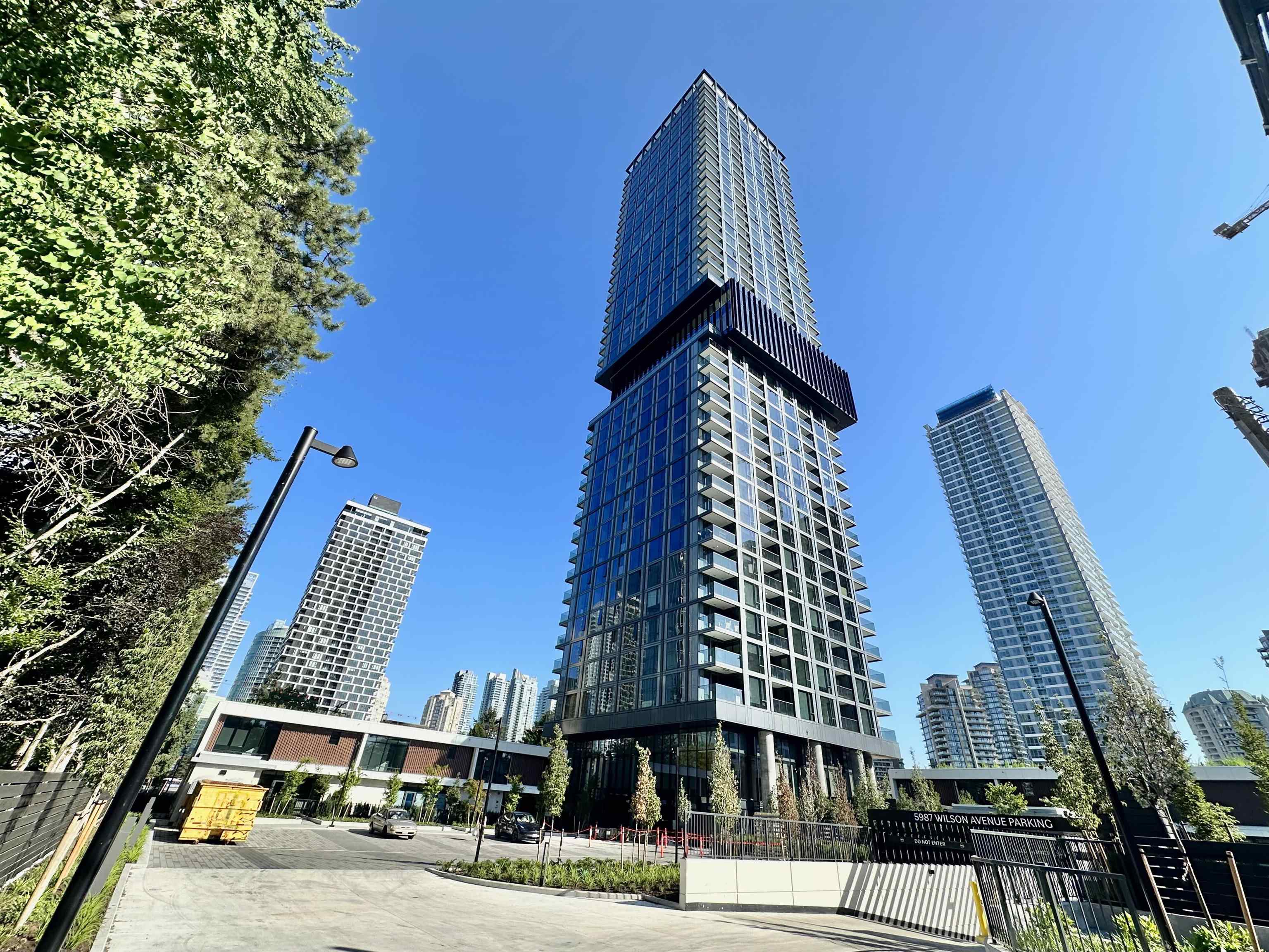 805 5987 WILSON AVENUE, R3049629, BC,