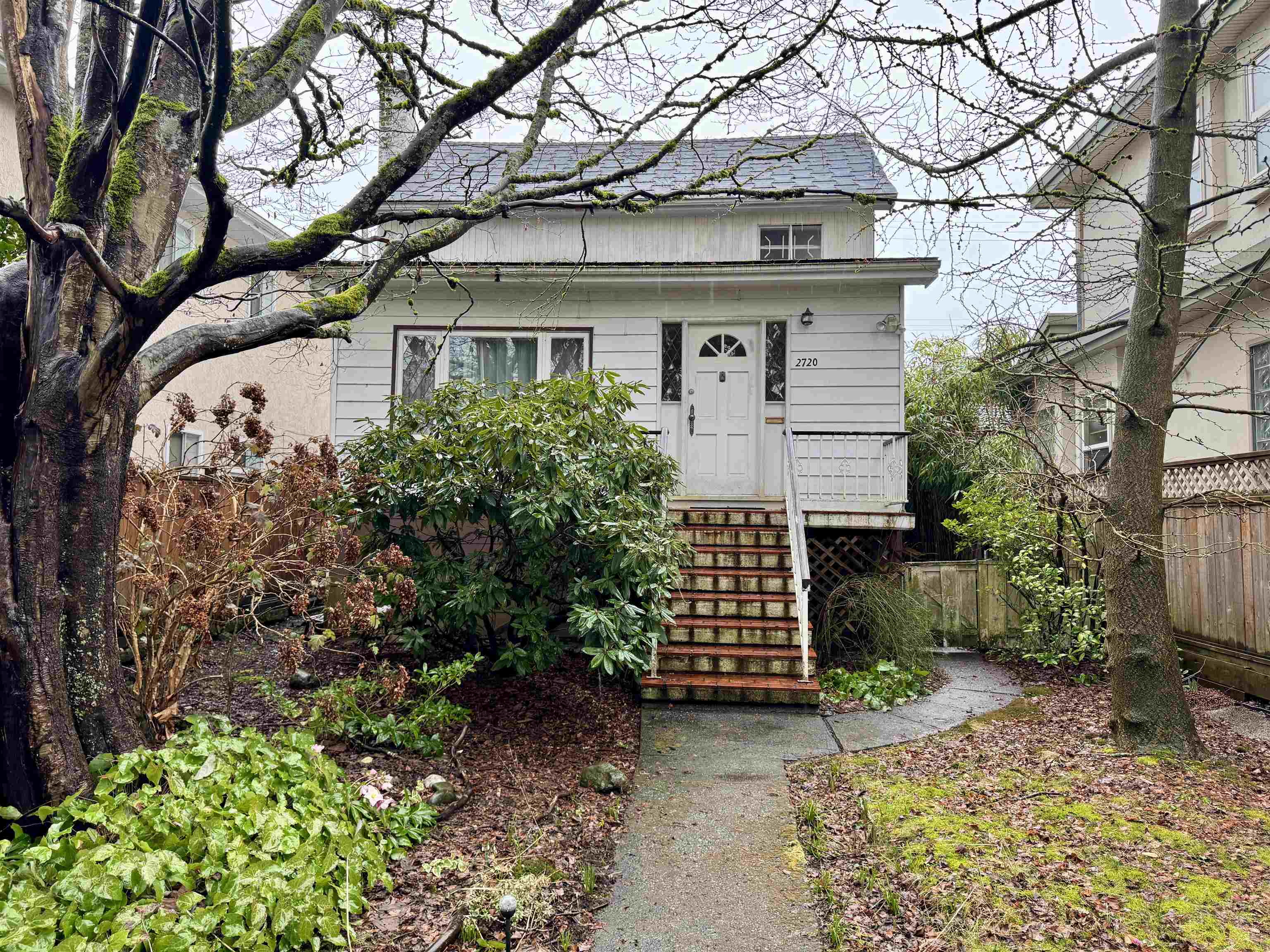 2720 W 24TH AVENUE, Vancouver BC V6L 1R1, R3049843, BC,