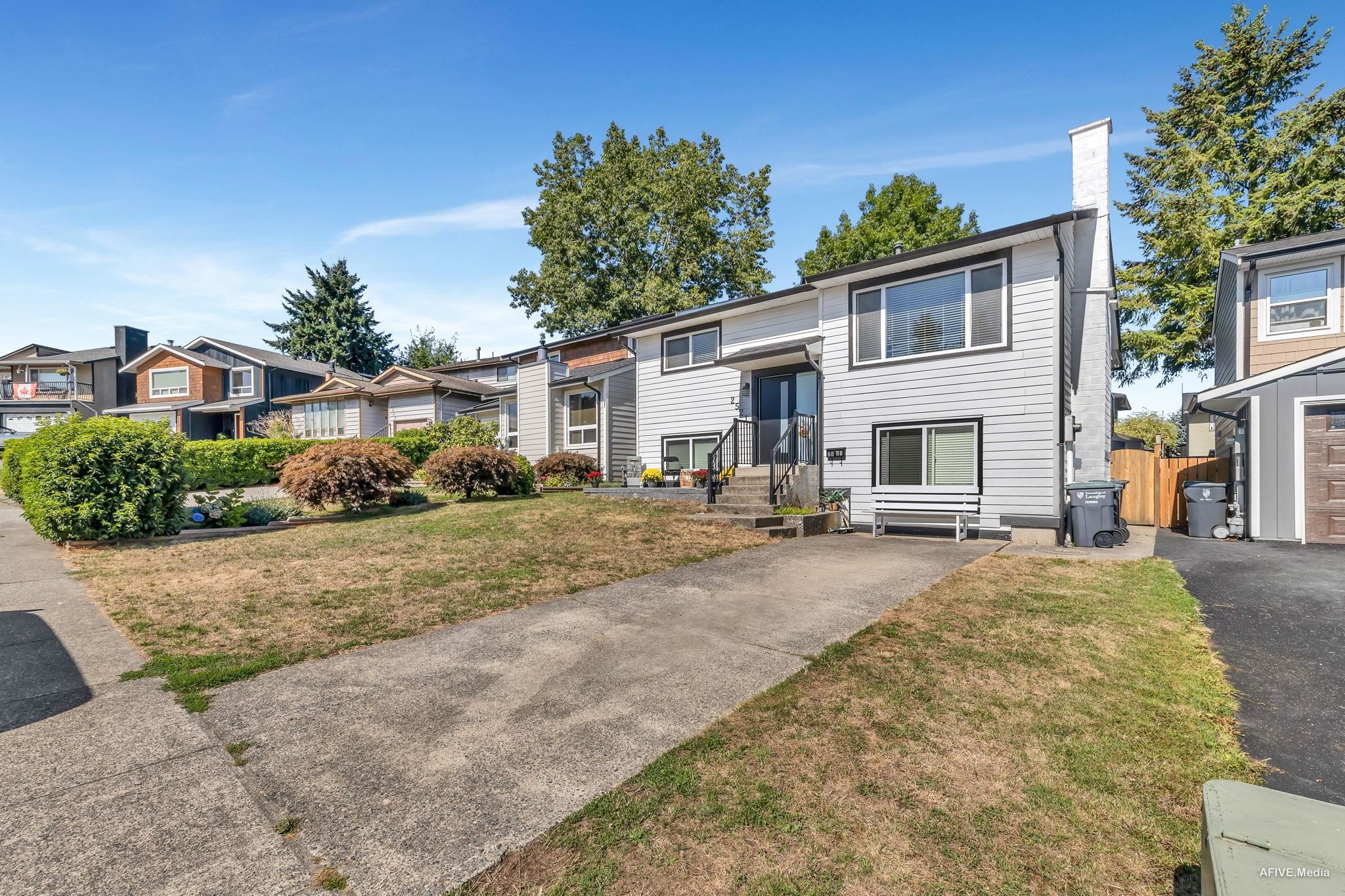 2521 WILDING CRESCENT, Langley BC V2Y 1C8, R3049860, BC,
