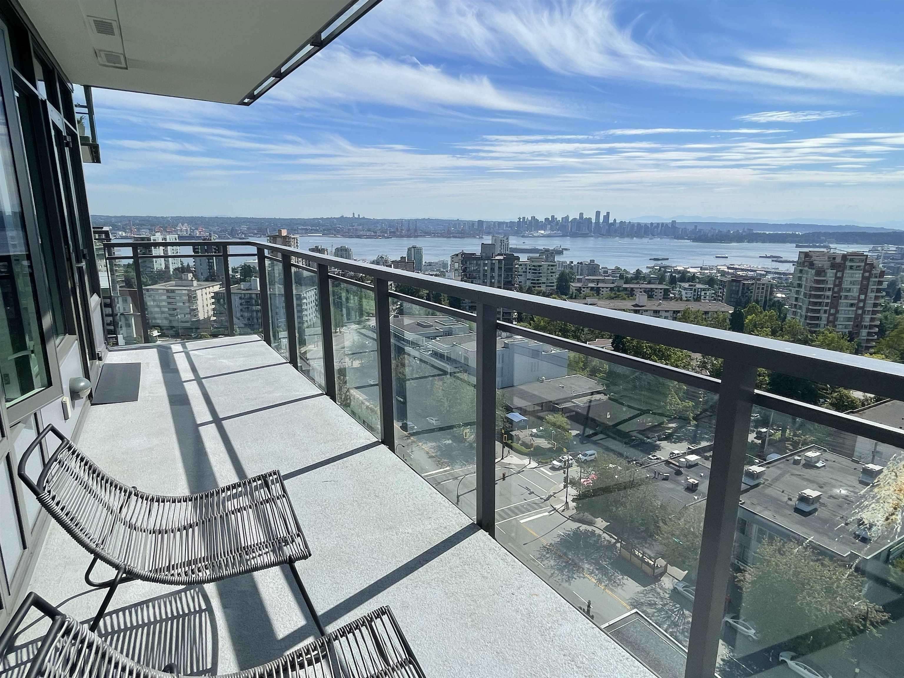 1403 111 13TH STREET, R3049897, BC,