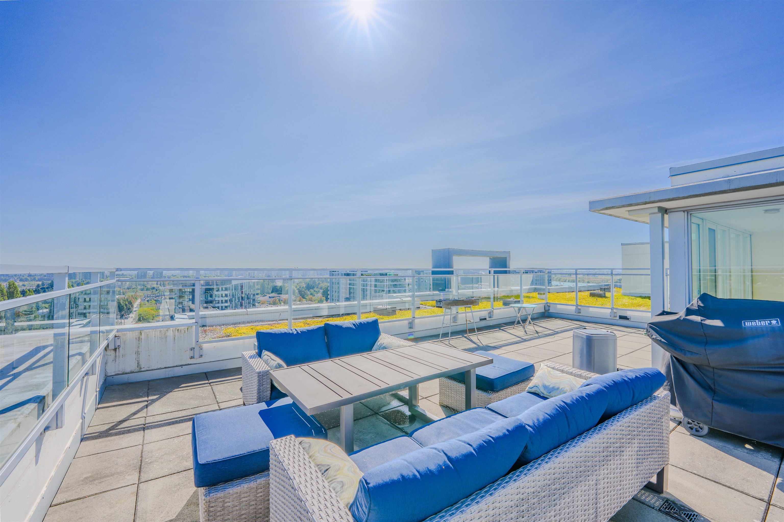 PH 1705 8677 CAPSTAN WAY, R3050022, BC,