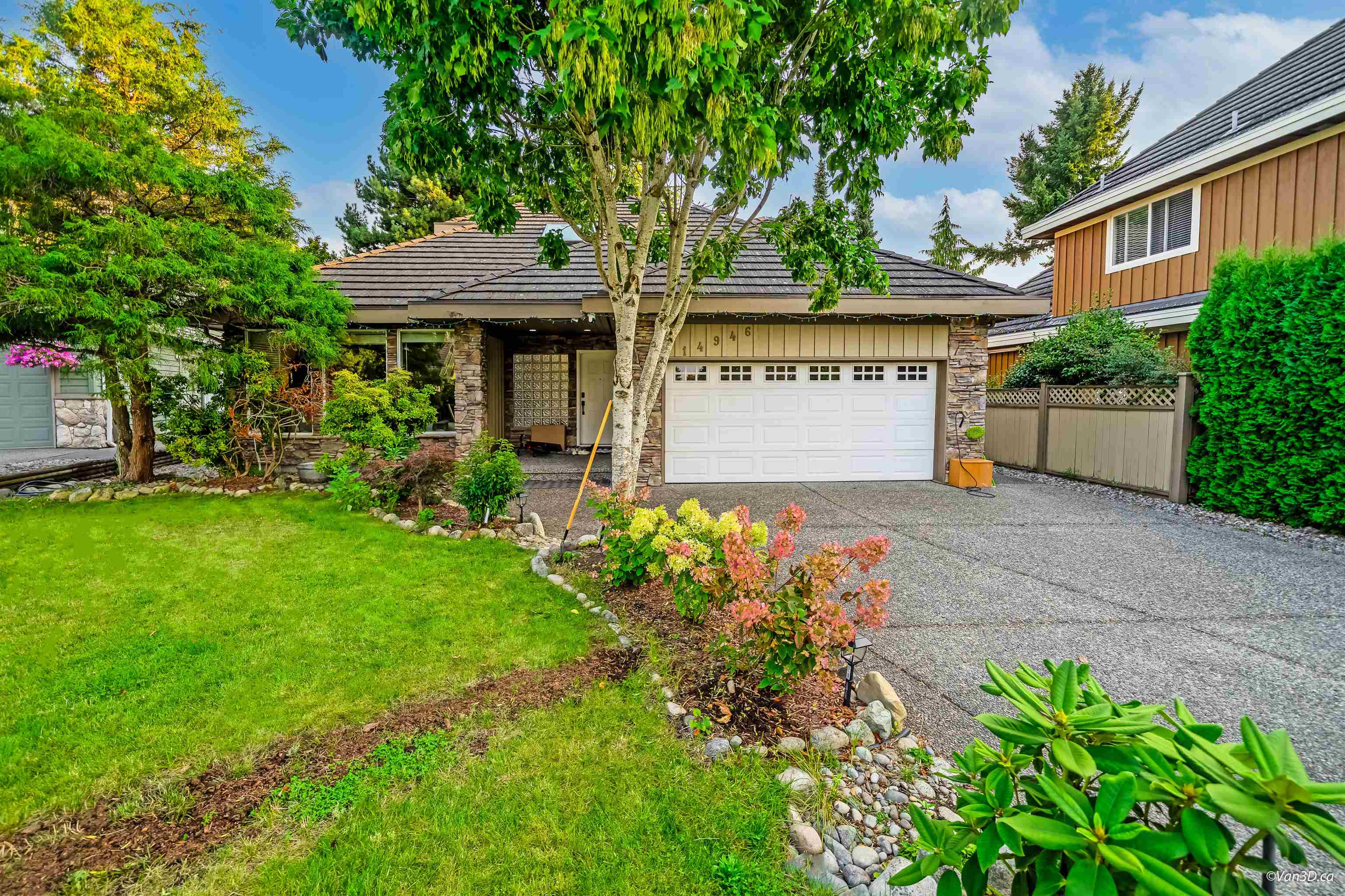 14946 22A AVENUE, Surrey BC V4A 9X3, R3050049, BC,