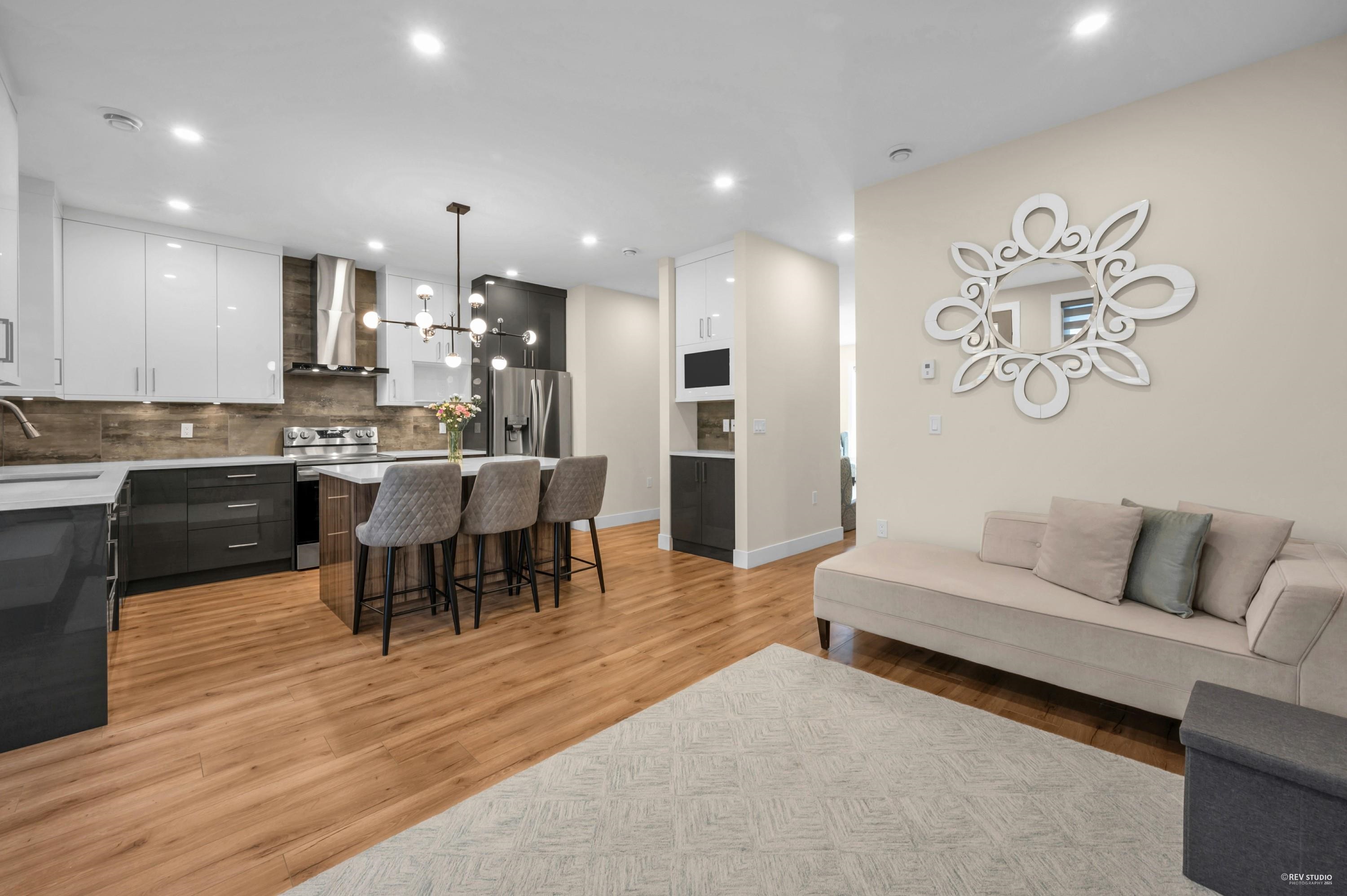 12839 59 AVENUE, Surrey BC V3X 1T3, R3050076, BC,