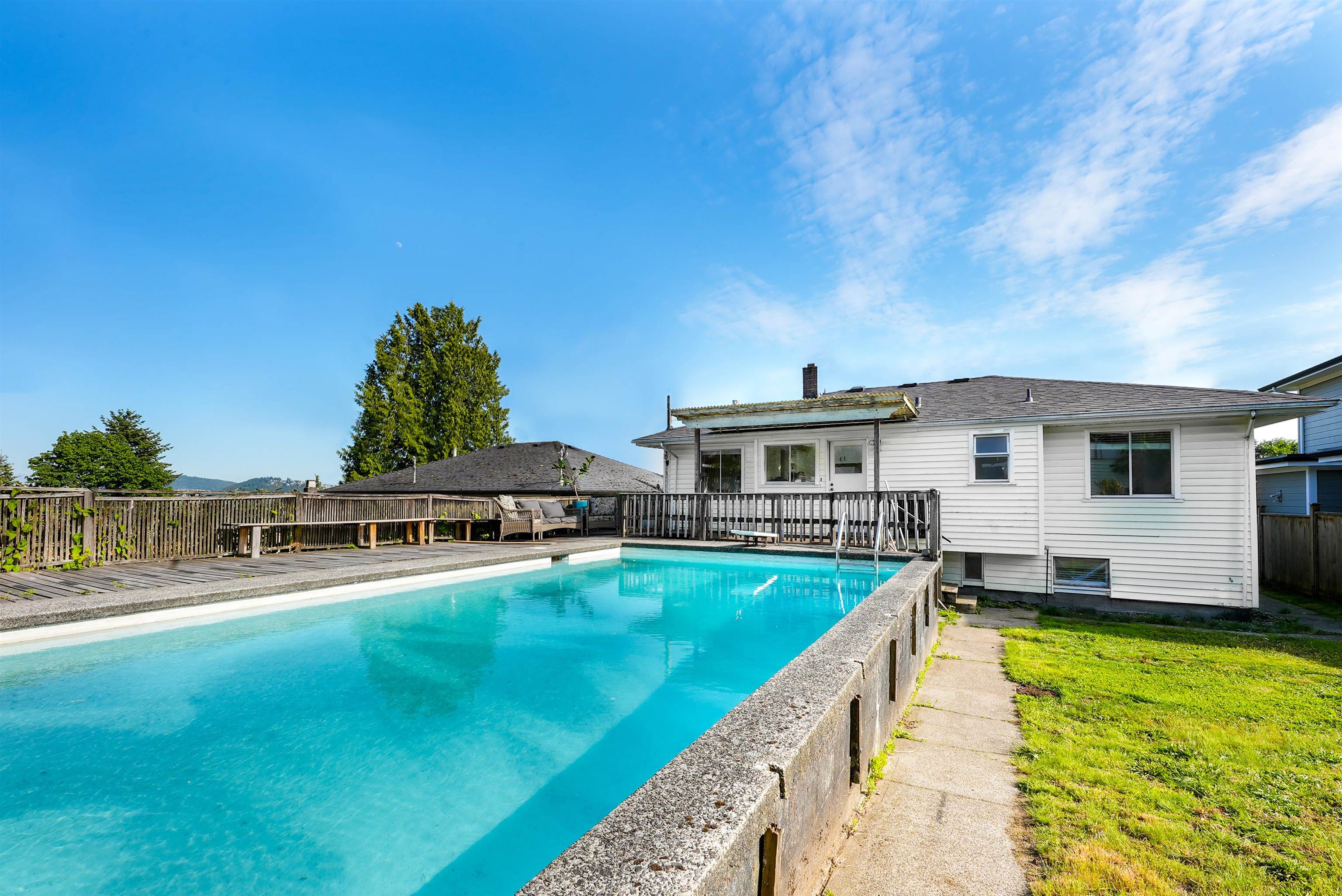 822 E 4TH STREET, North Vancouver BC V7L 1K4, R3050142, BC,