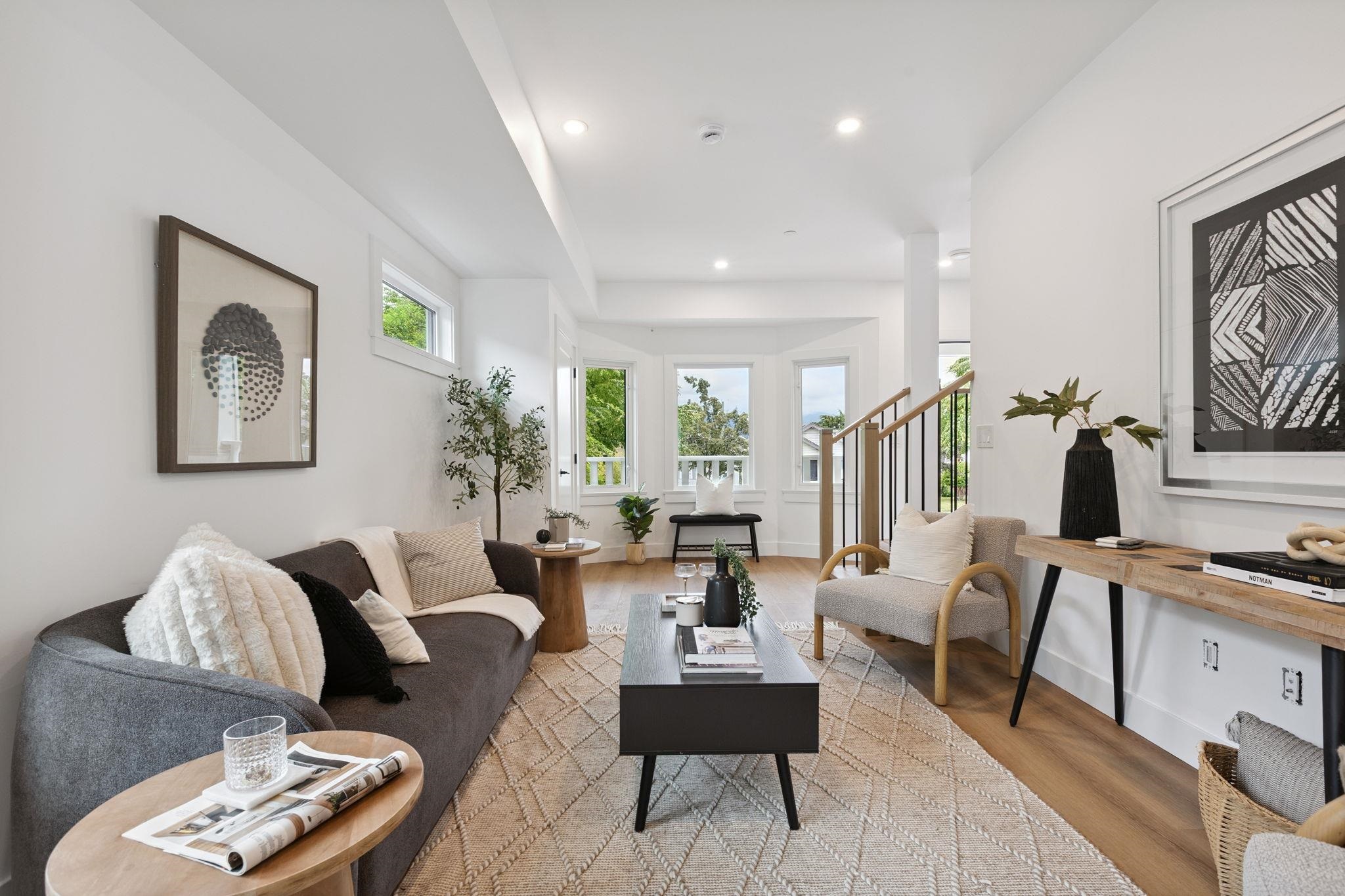 2528 MCGILL STREET, Vancouver BC V5K 1H1, R3050178, BC,