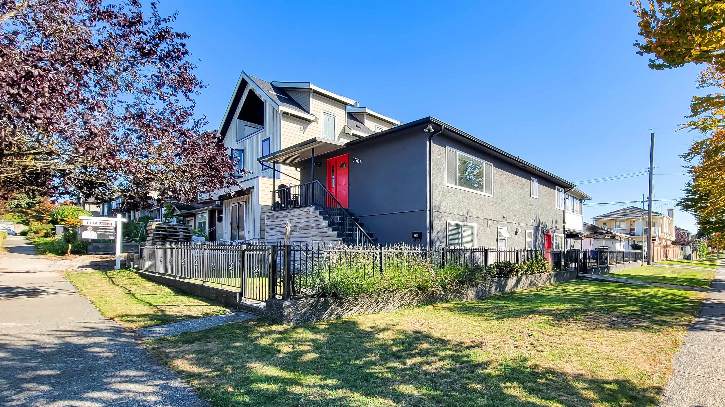3304 VENABLES STREET, Vancouver BC V5K 2S8, R3050256, BC,
