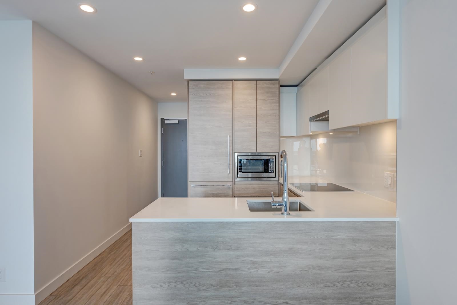 26XX 13615 FRASER HIGHWAY, R3050298, BC,