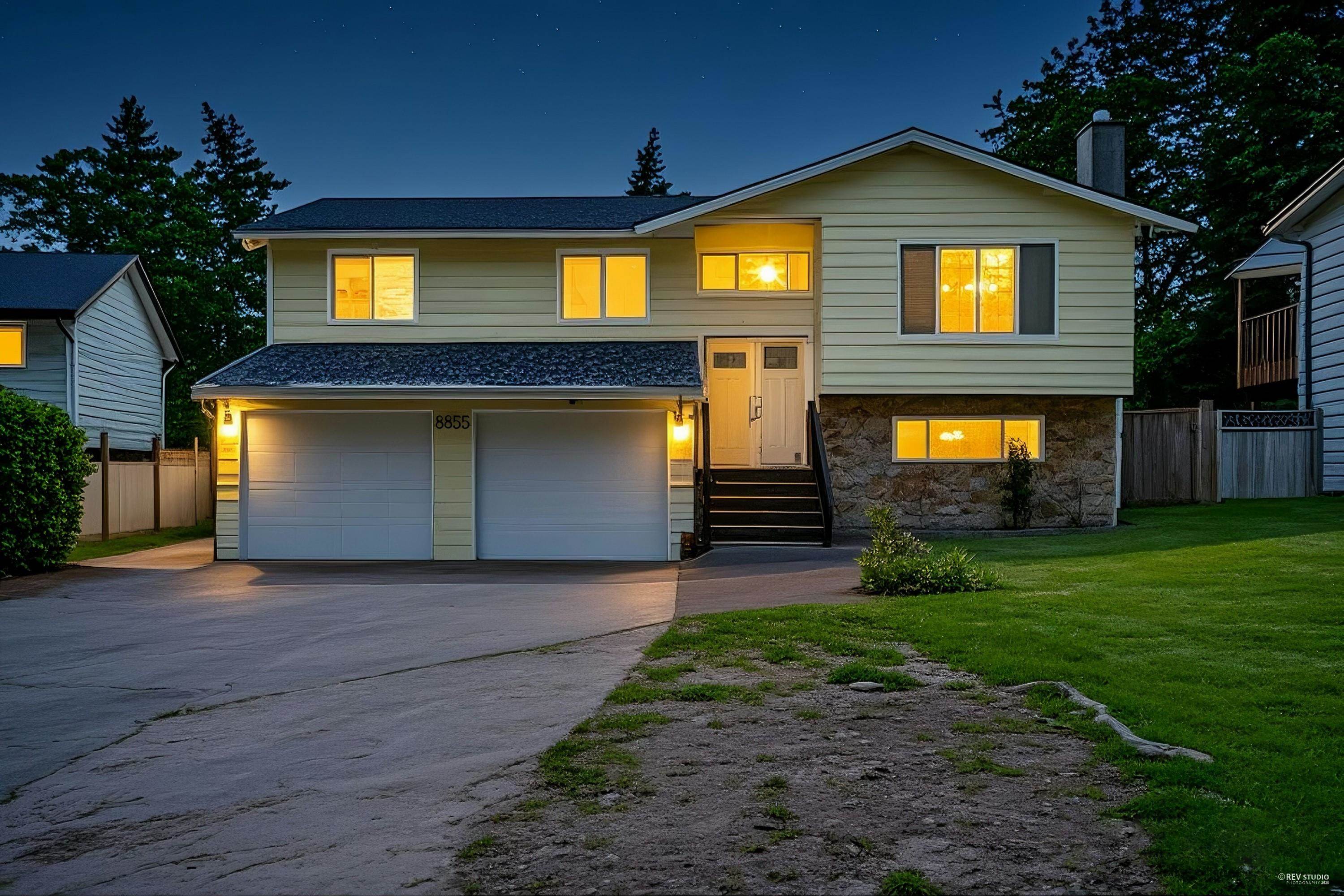 8855 146A STREET, Surrey BC V3R 6Z9, R3050318, BC,