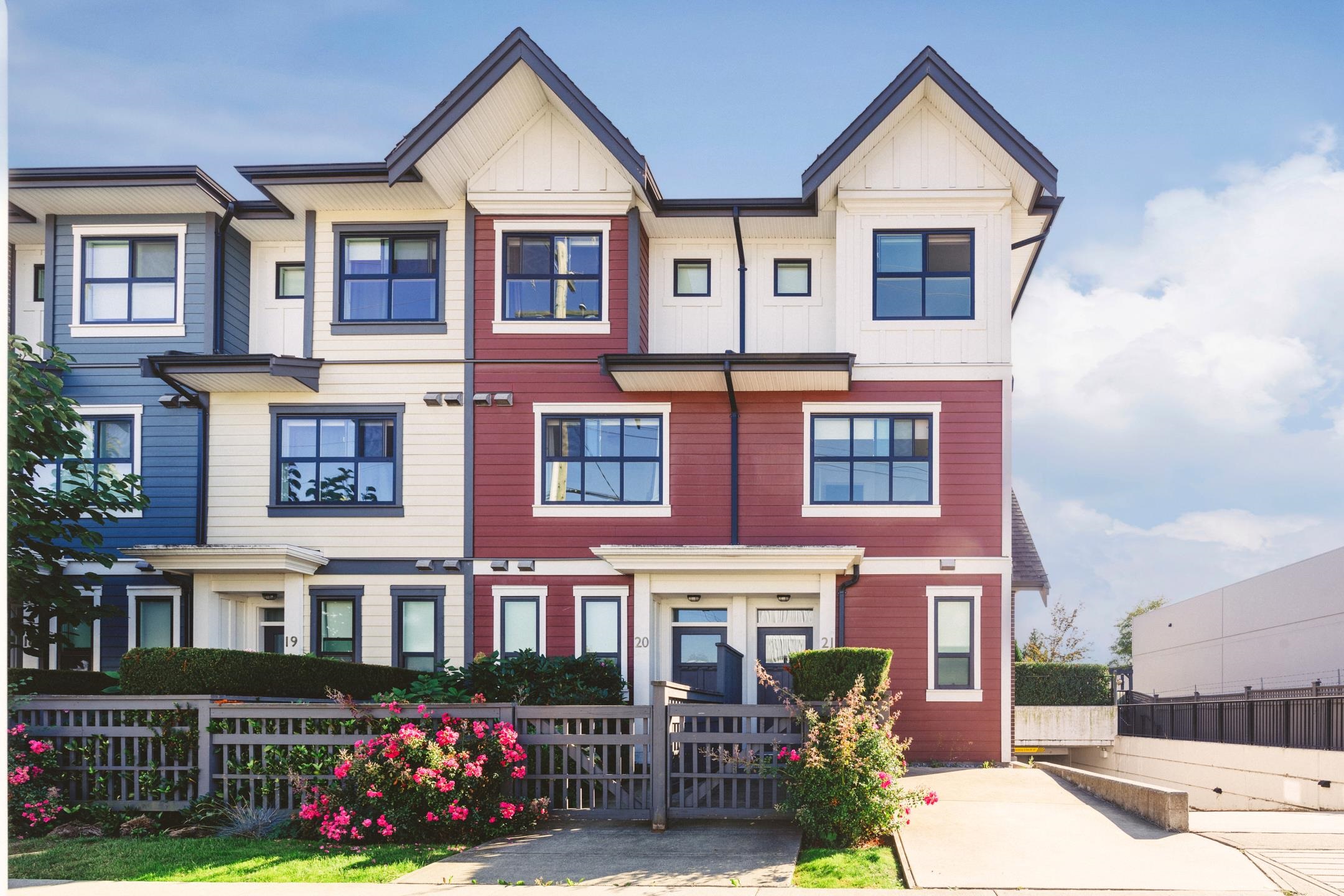 21 7039 MACPHERSON AVENUE, R3050535, BC,