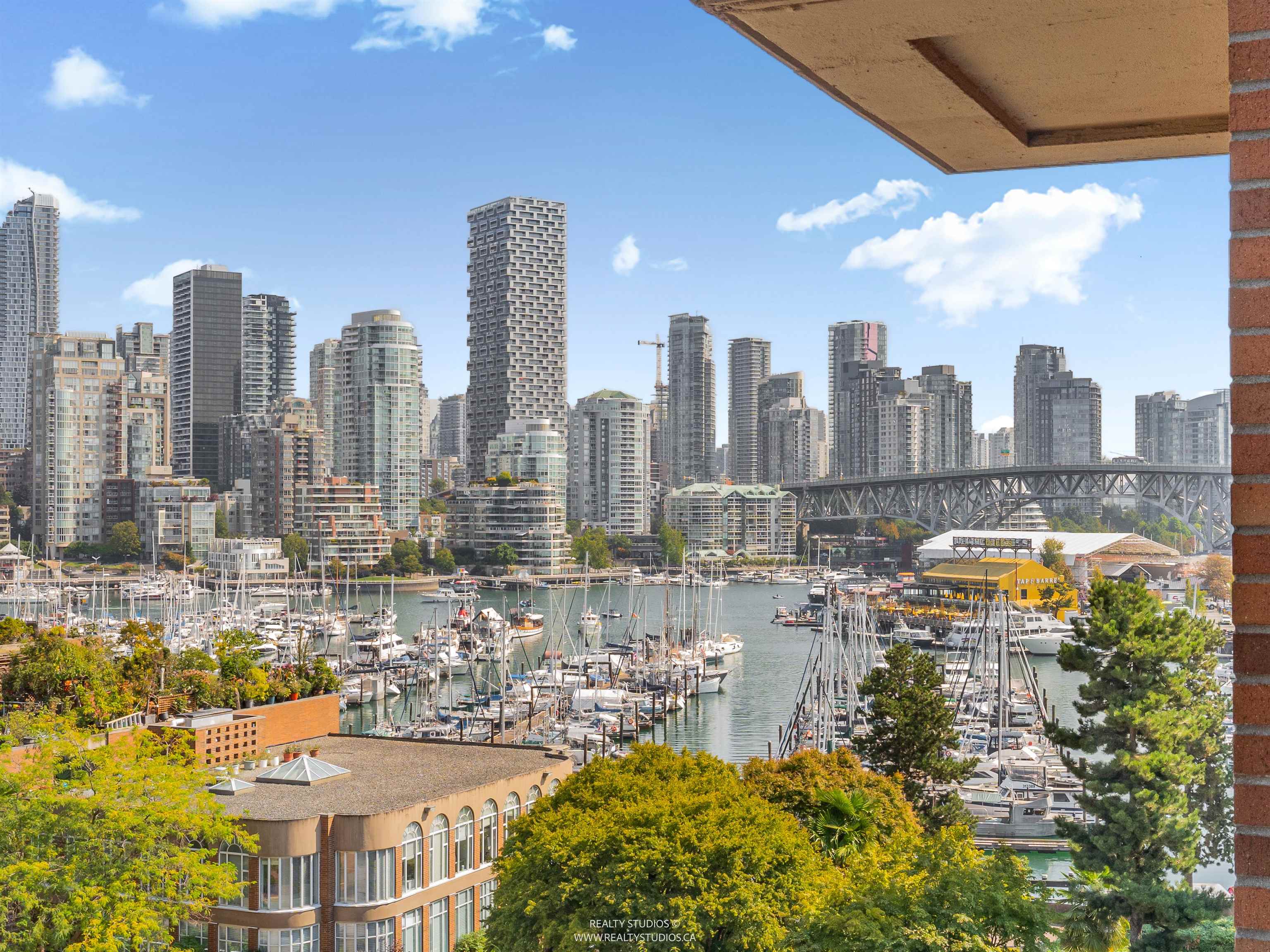 607 1450 PENNYFARTHING DRIVE, R3050691, BC,