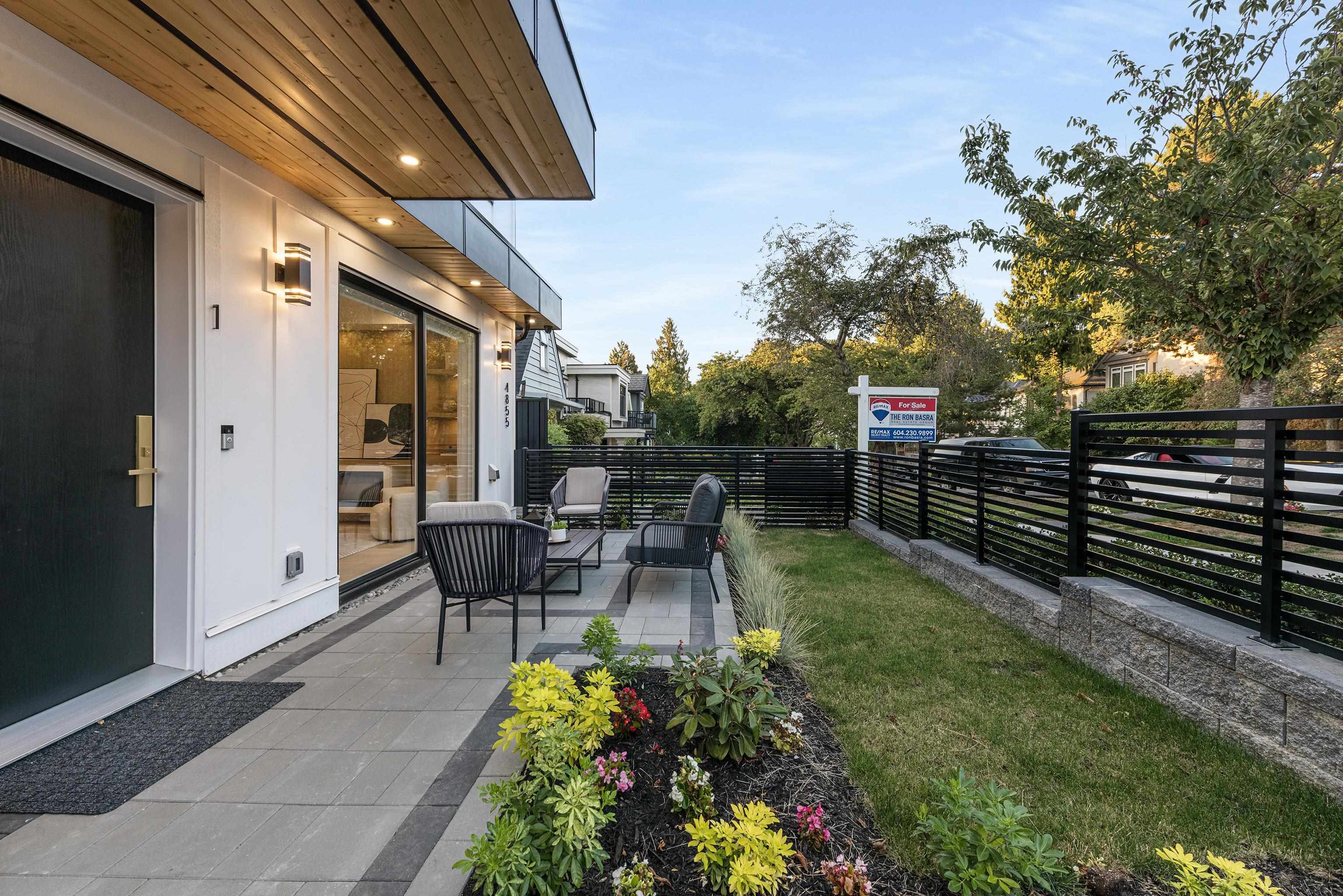 1 4855 DUMFRIES STREET, R3050696, BC,