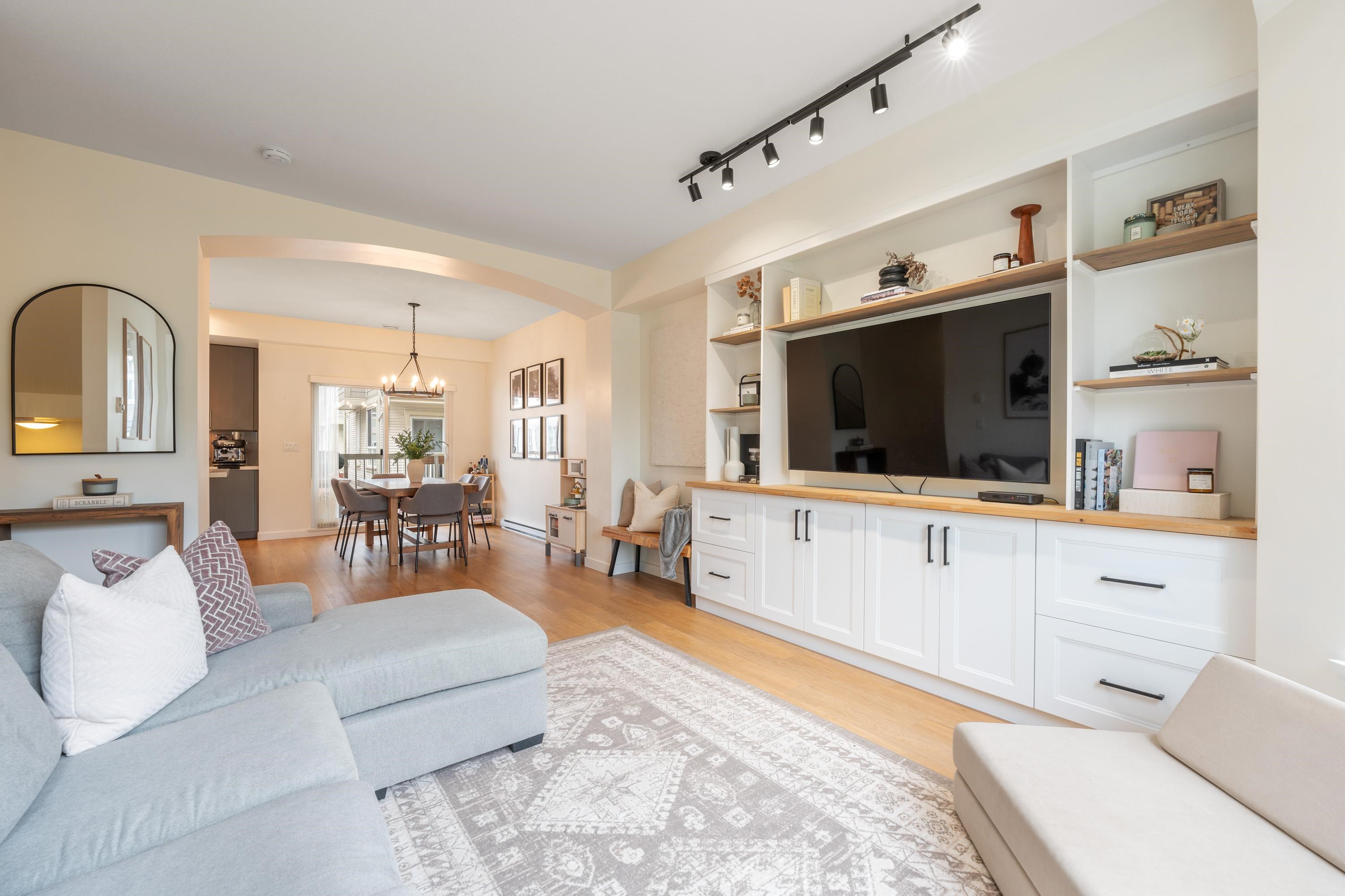 9 6180 ALDER STREET, R3050893, BC,