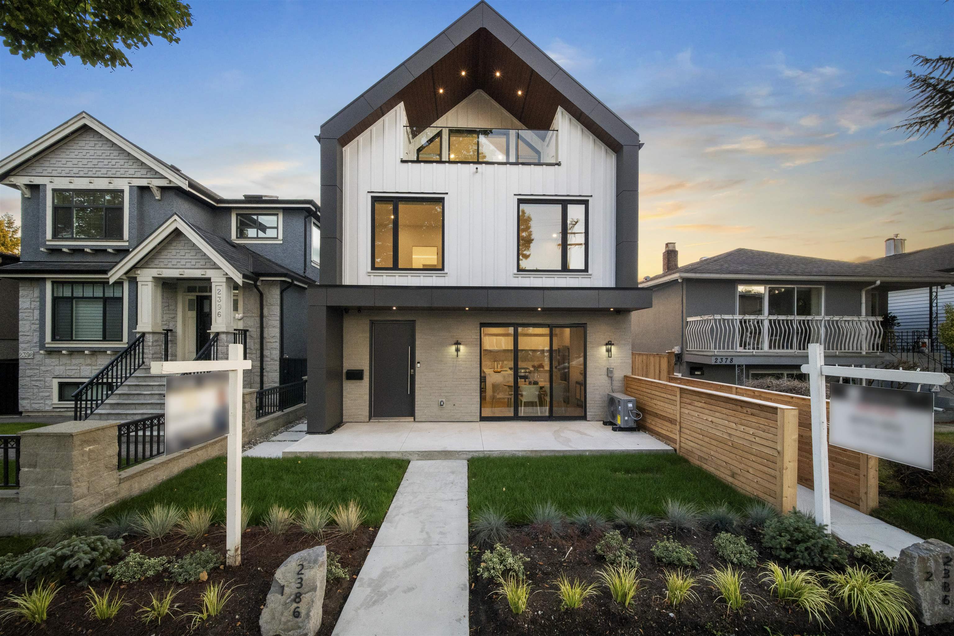 1 2386 45TH AVENUE, R3050903, BC,
