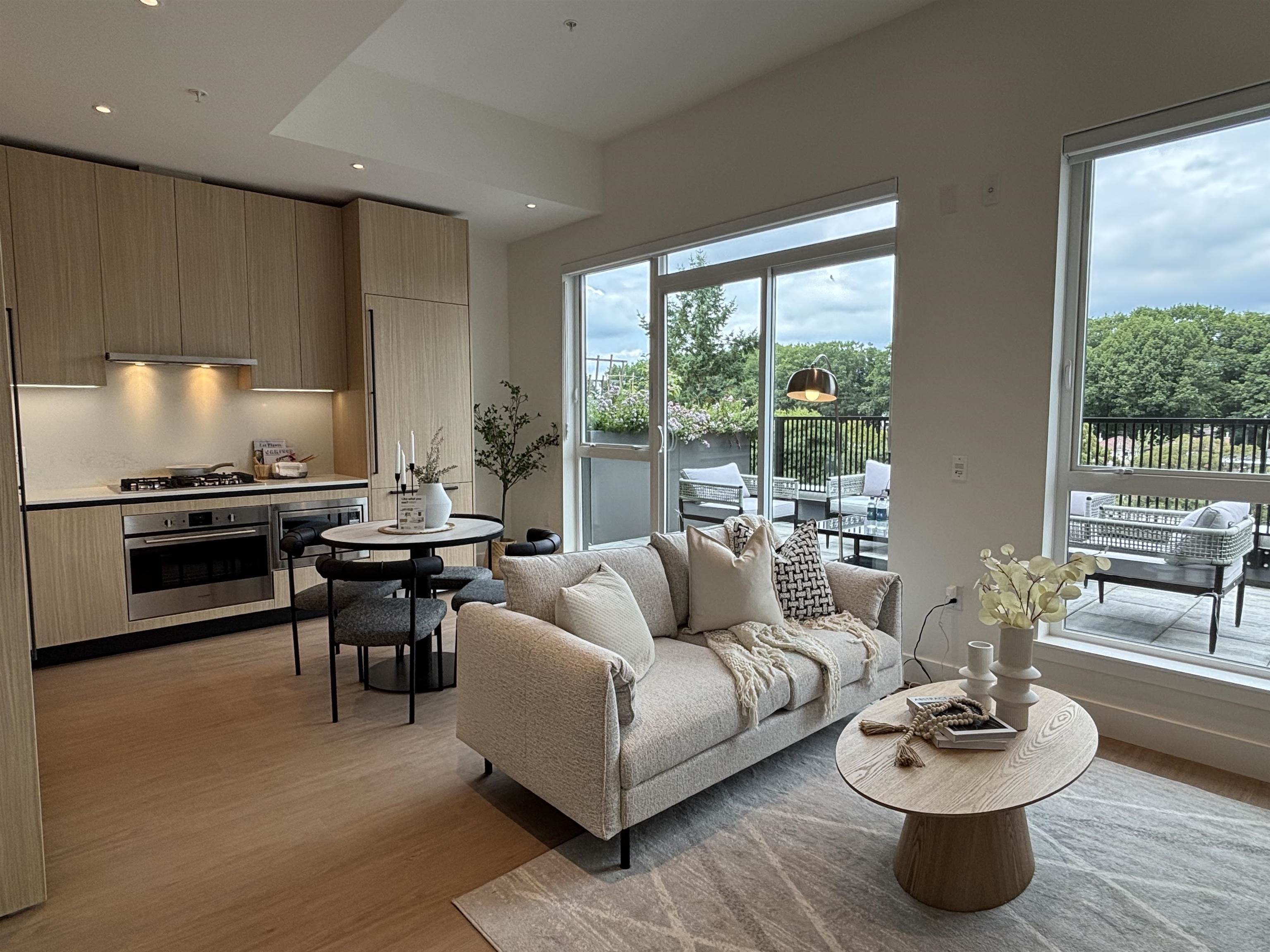 601 2235 BROADWAY, R3050917, BC,